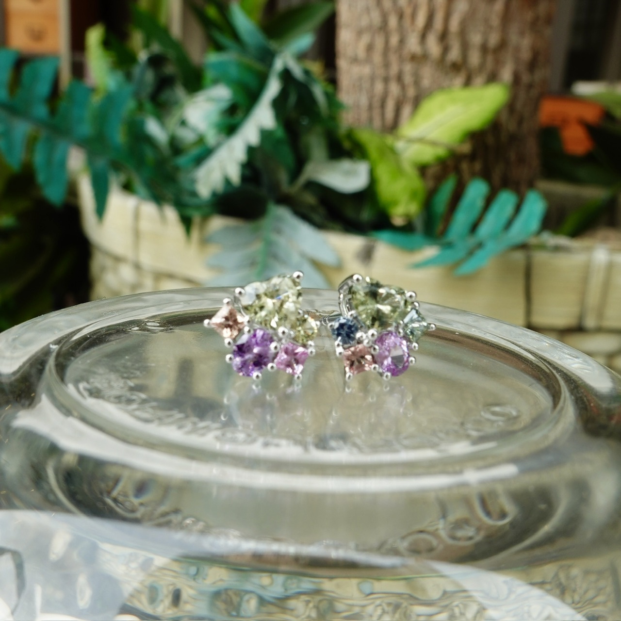 18K金Fancy cut彩色藍寶石耳釘