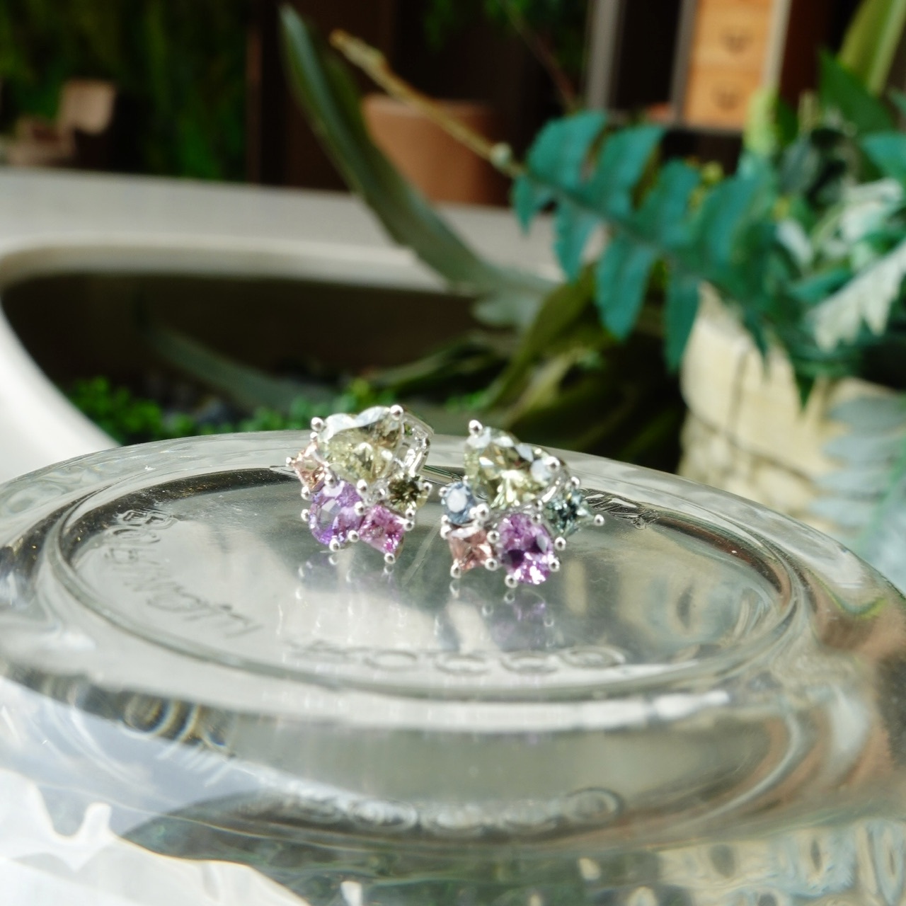 18K金Fancy cut天然無燒彩色藍寶石耳釘