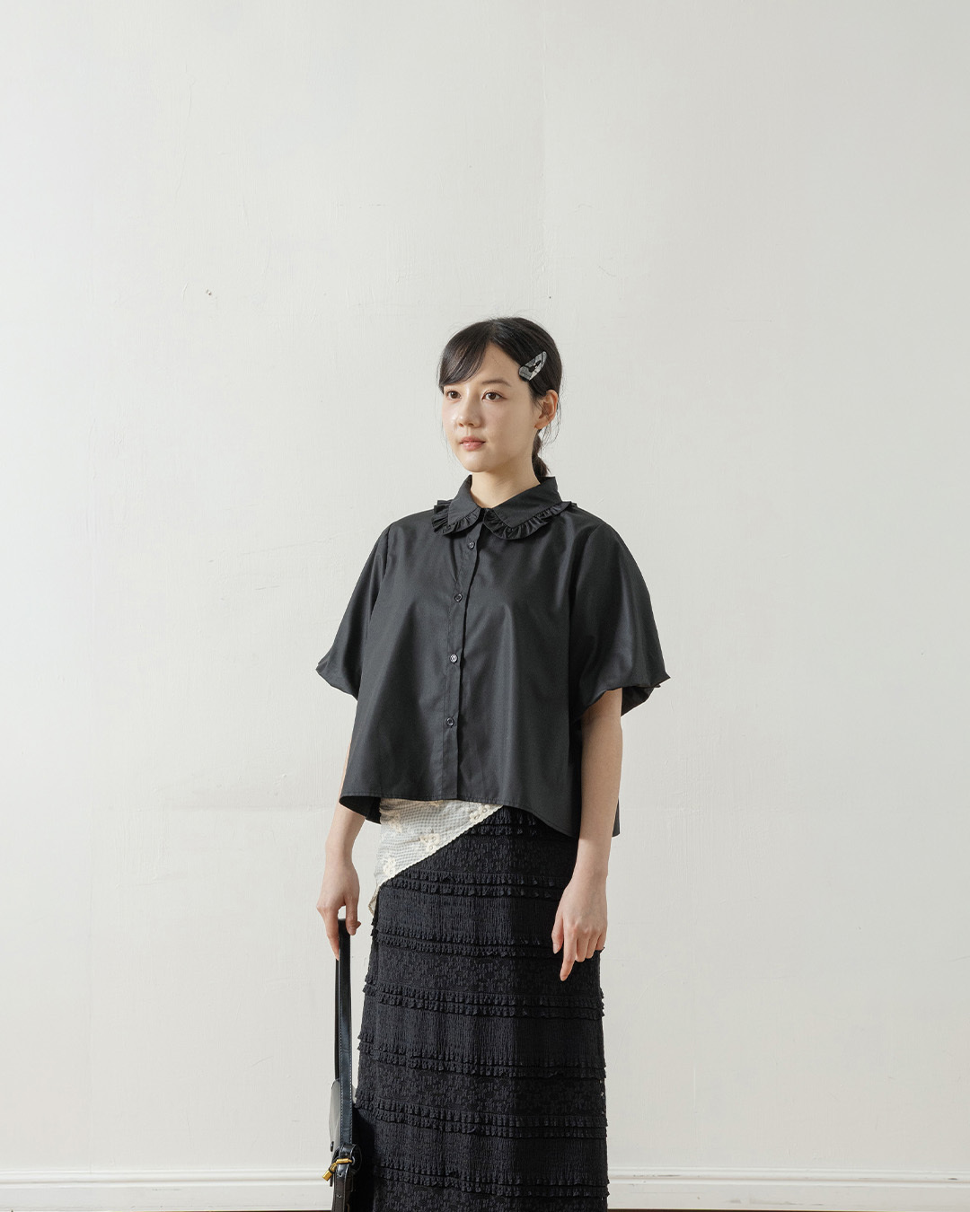 Ruffled Collar Balloon Sleeve Wide-Sleeve Shirt - Black【01025748】in stock+pre-order