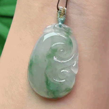 328317 翡翠冰種飄花如意