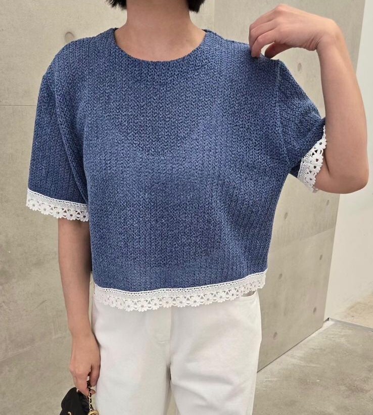 CR38 胸 43-52長 18$439 (一口價)