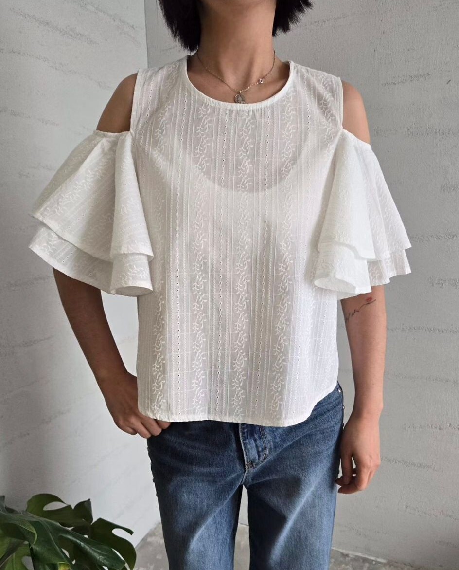 CR41 胸 41-46長 21$489 (一口價)