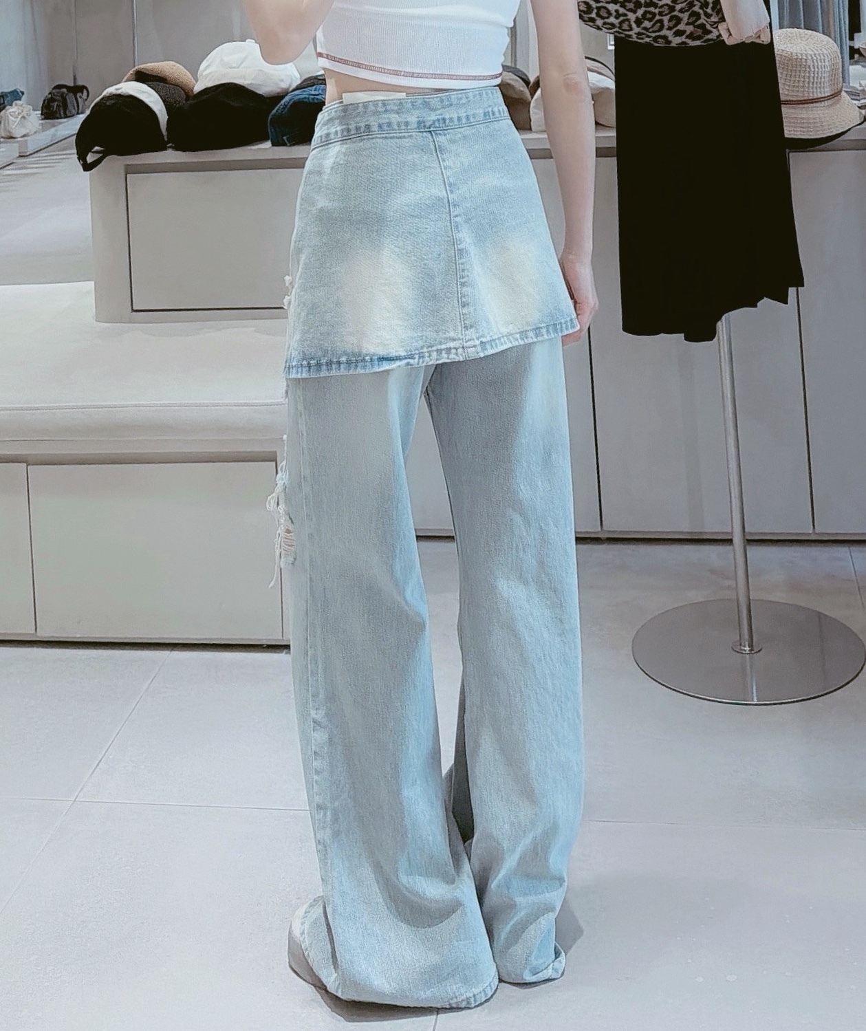 側釦開岔短裙刷破牛仔褲 8573