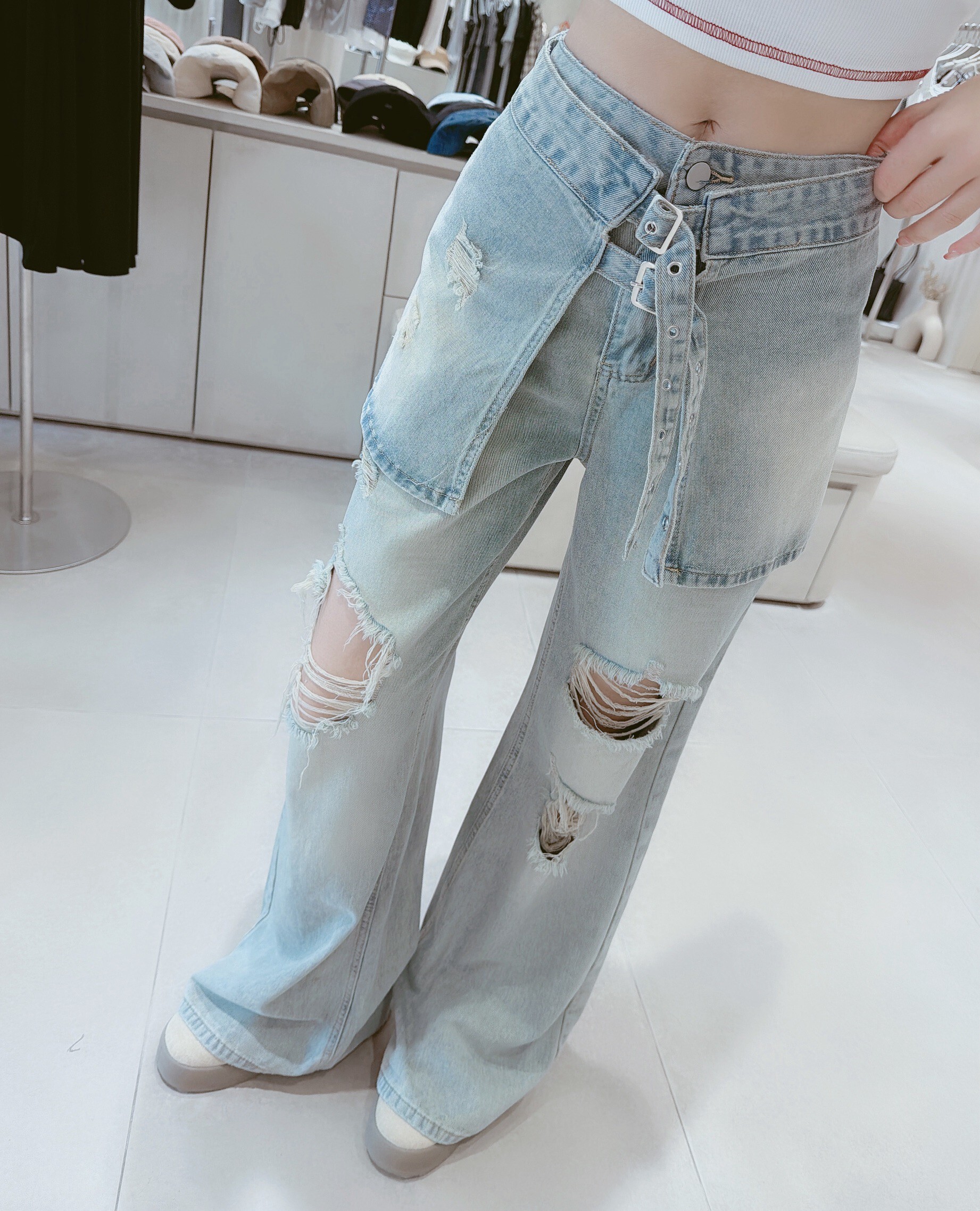 側釦開岔短裙刷破牛仔褲 8573