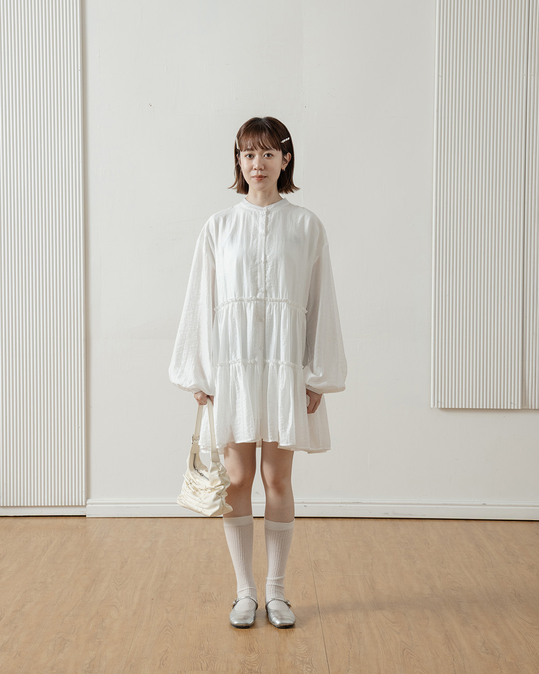 Semi-gloss double-layered design, mid-length collar cake dress, available in two colors.【01087269】in stock+pre-order