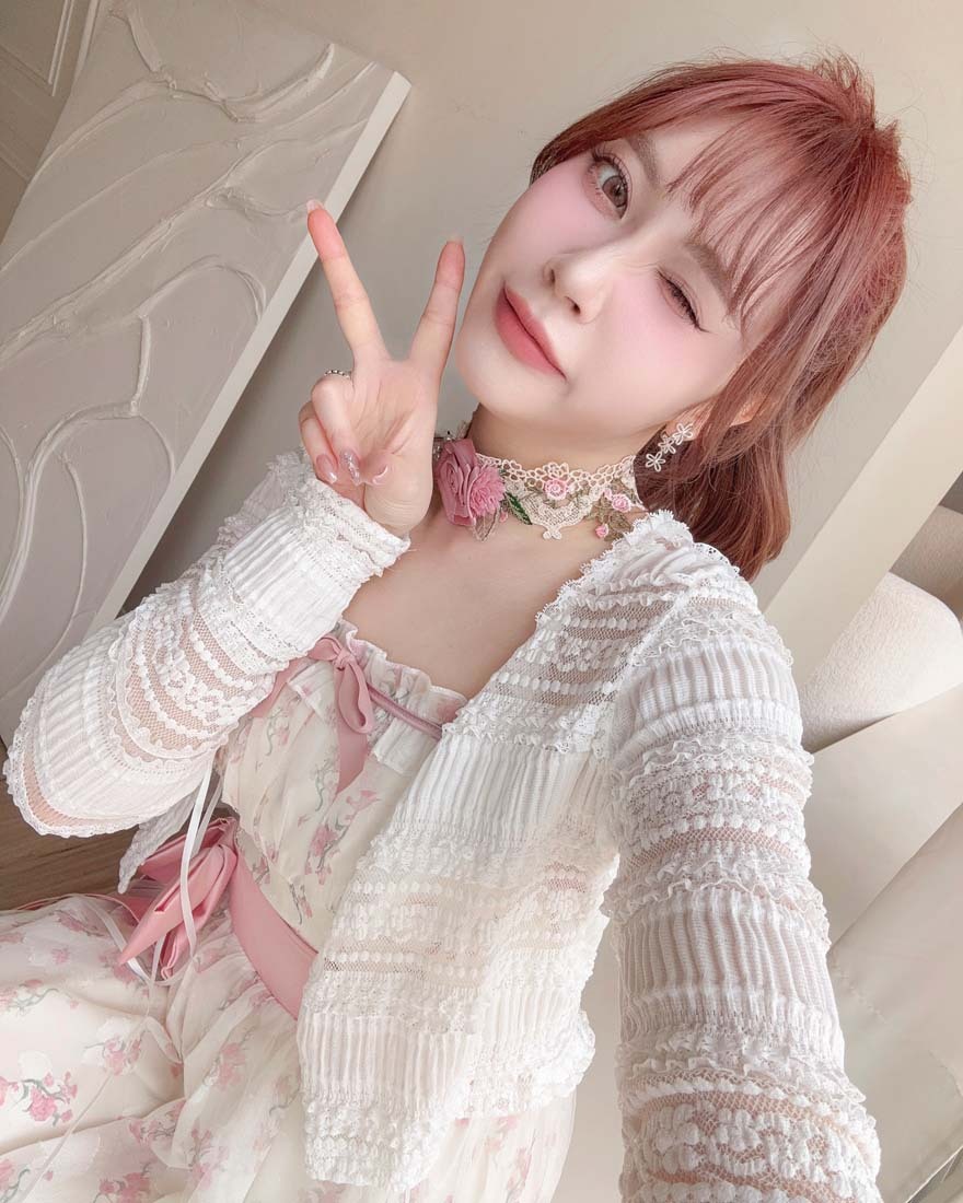 LINA LINA誘人糖霜刺繡壓摺蕾絲緞帶綁結外套-奶油白