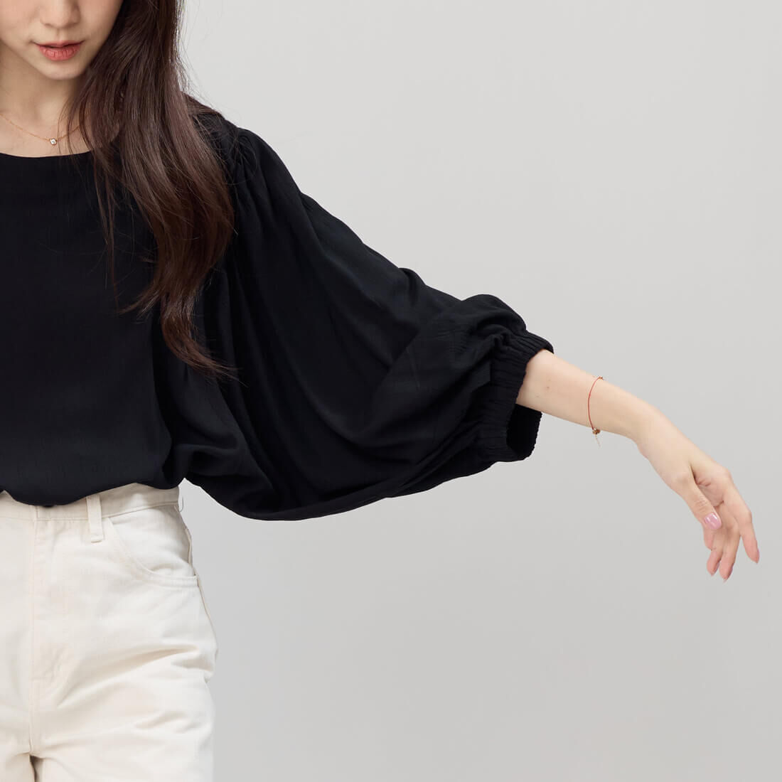Winnie Loose Fit Wide Sleeve Top / Black