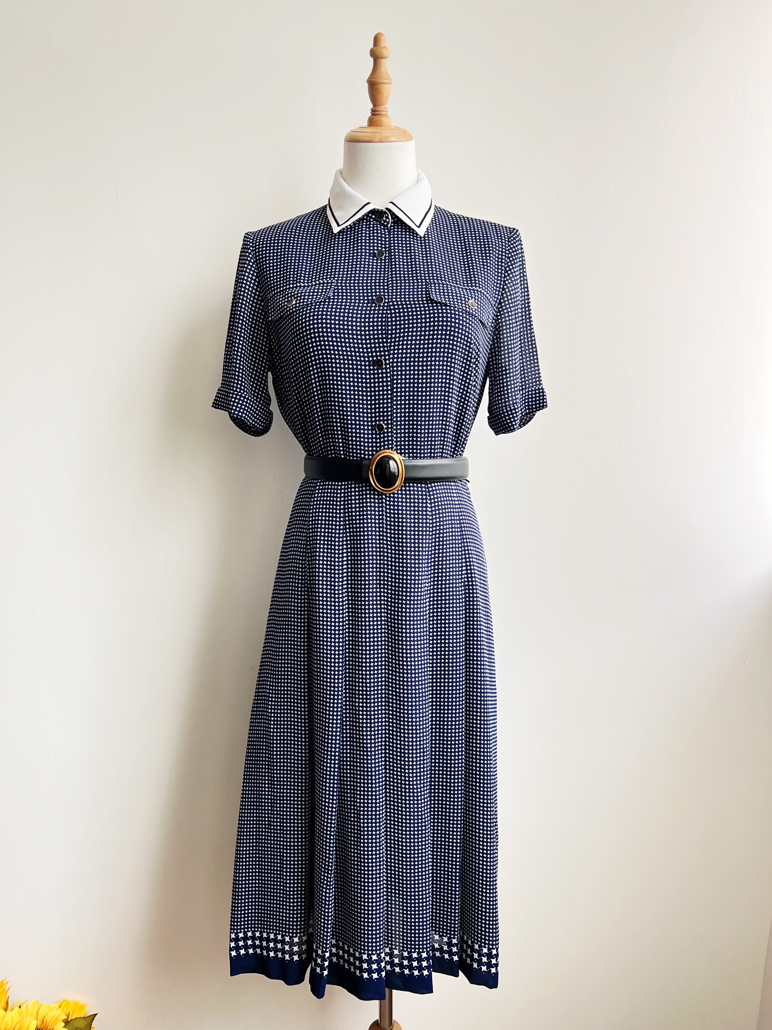 Retro blue and white houndstooth vintage dress