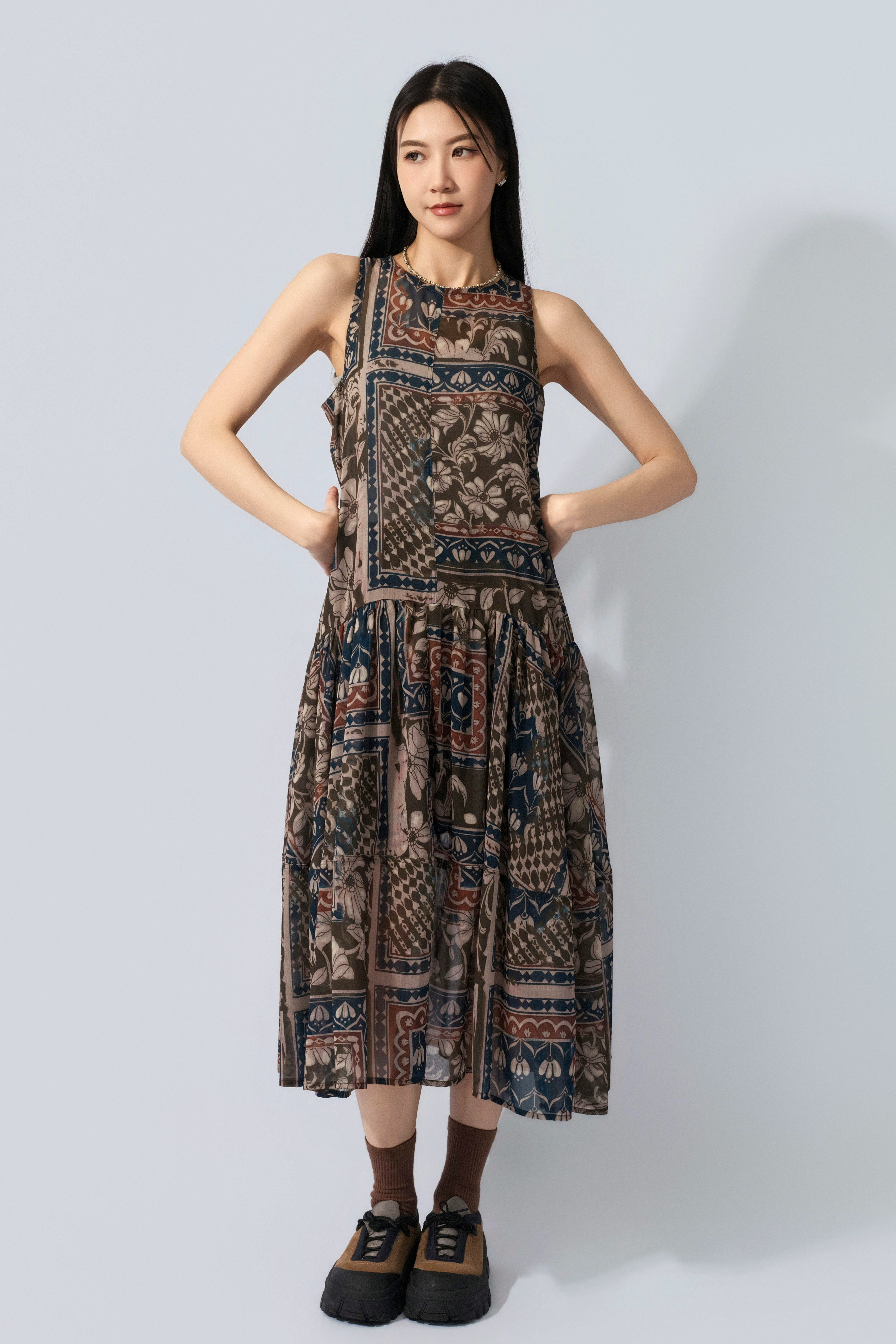 復古花雪紡傘腳連身裙 (預購產品）