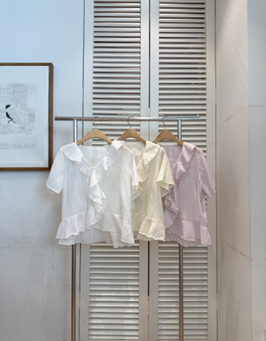 YE022 FAVE 氣質大荷葉領口下擺上衣