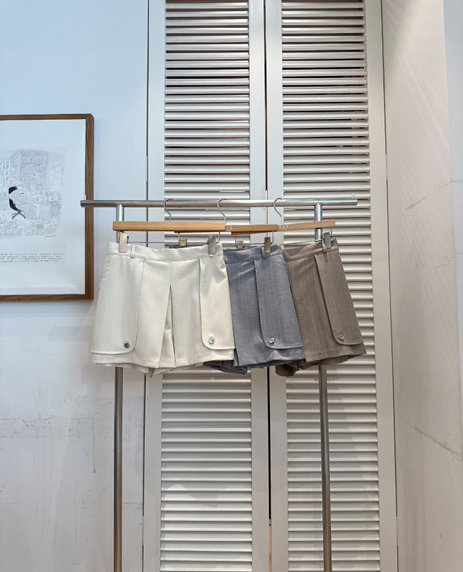 YE023 FAVE 斯文雙大袋設計層次裙褲