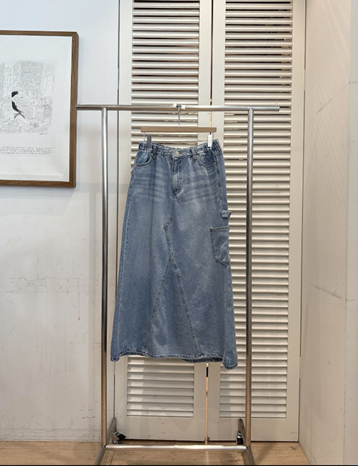 YE027 FAVE 橡筋頭單邊袋薄牛仔裙 淺藍色