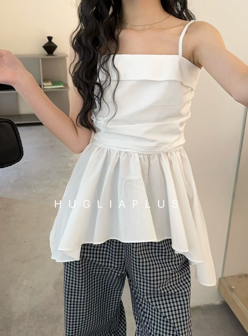 細肩下擺不規則雪紡背心