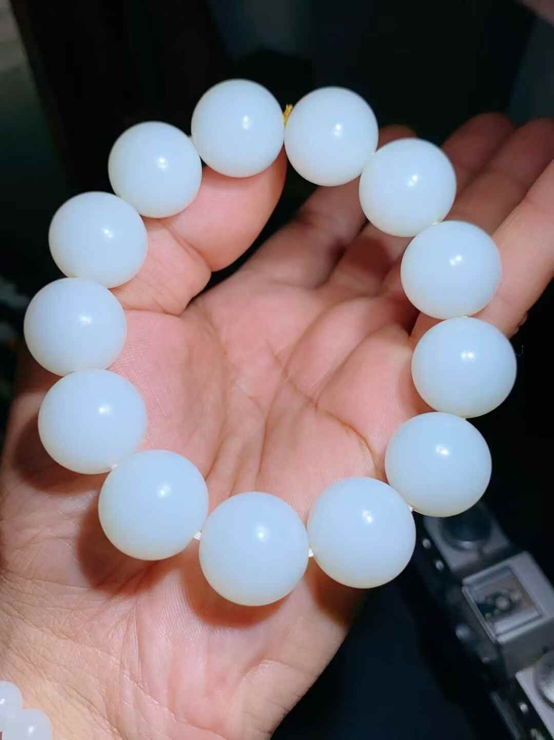 328720 和田玉羊脂白玉大珠手串 (18mm直徑)