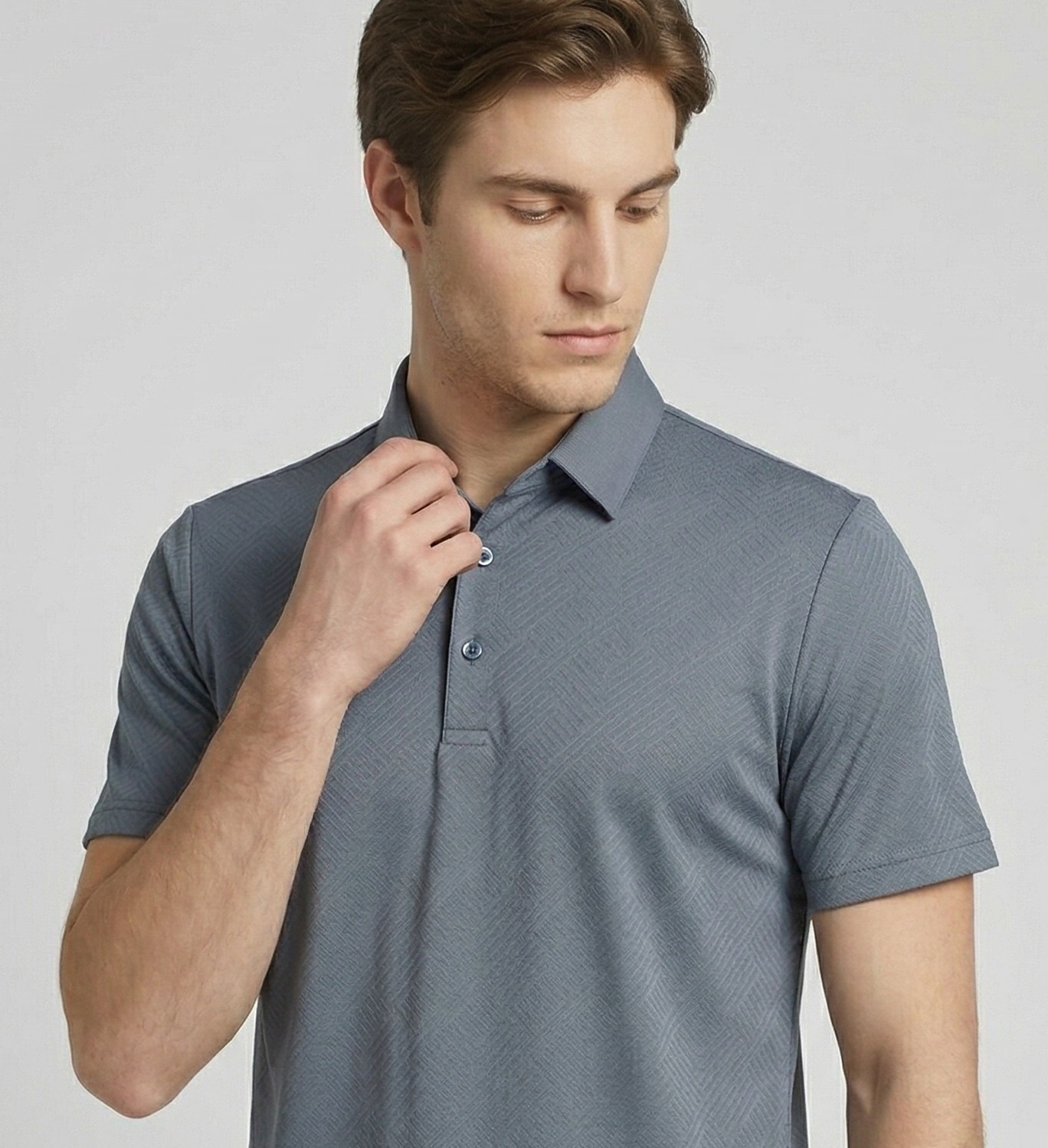 商務型POLO衫領片就是要硬挺