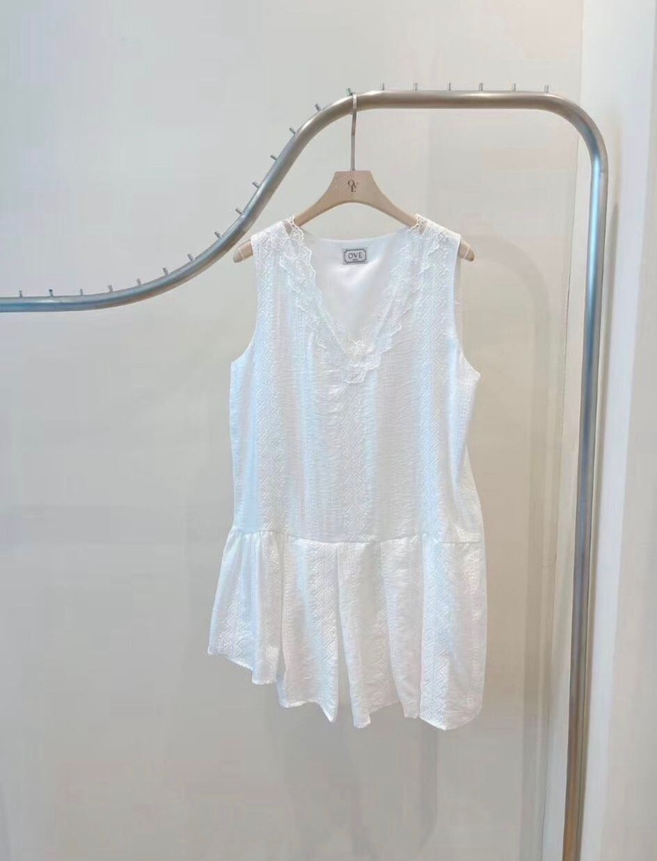 OV02 胸36 長33 $519 (一口價)