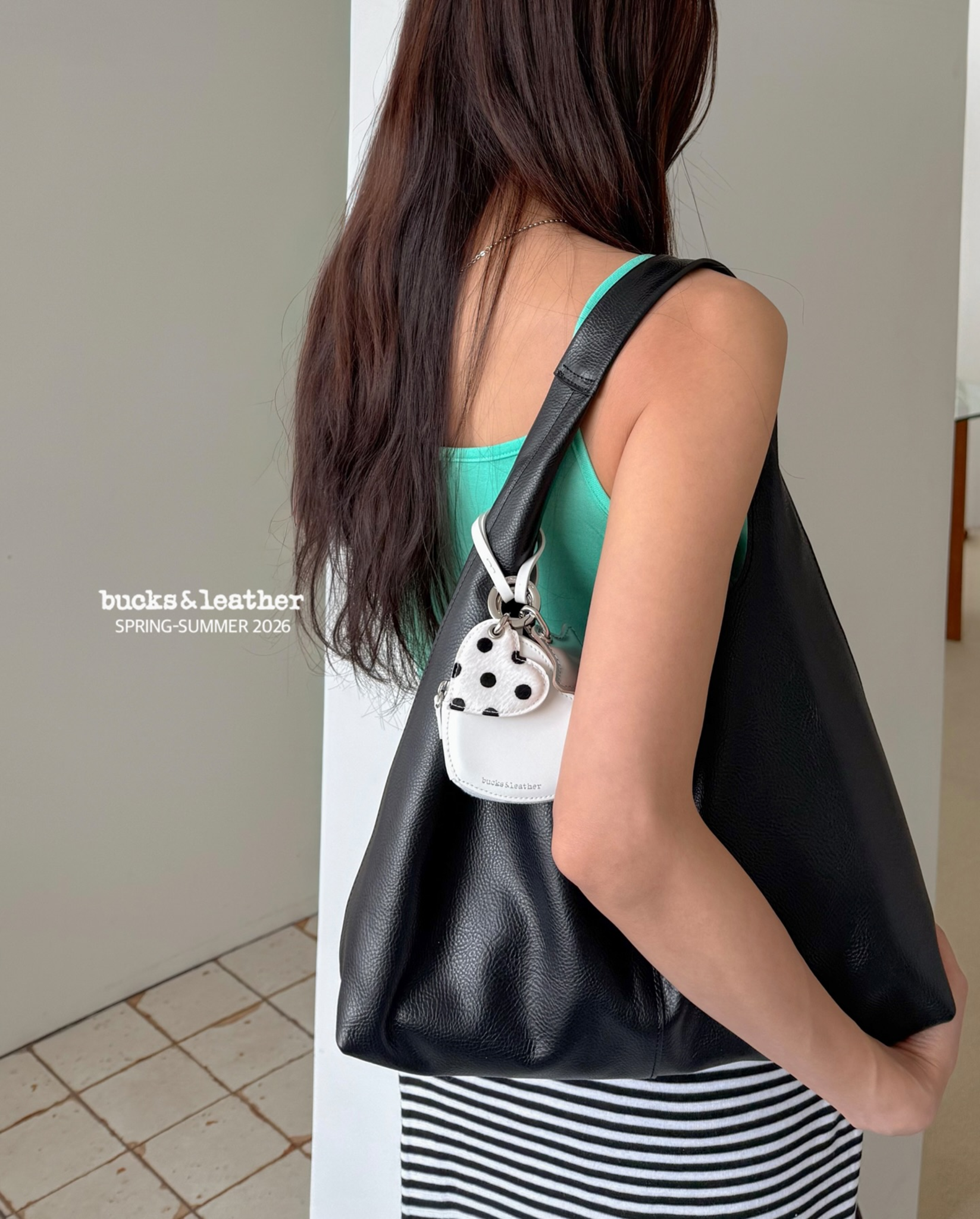 YE047 bucks&leather Brooklyn Hobo風 Tote Bag (S Size) 約長 34cm × 高 21cm，底寬 11.5cm