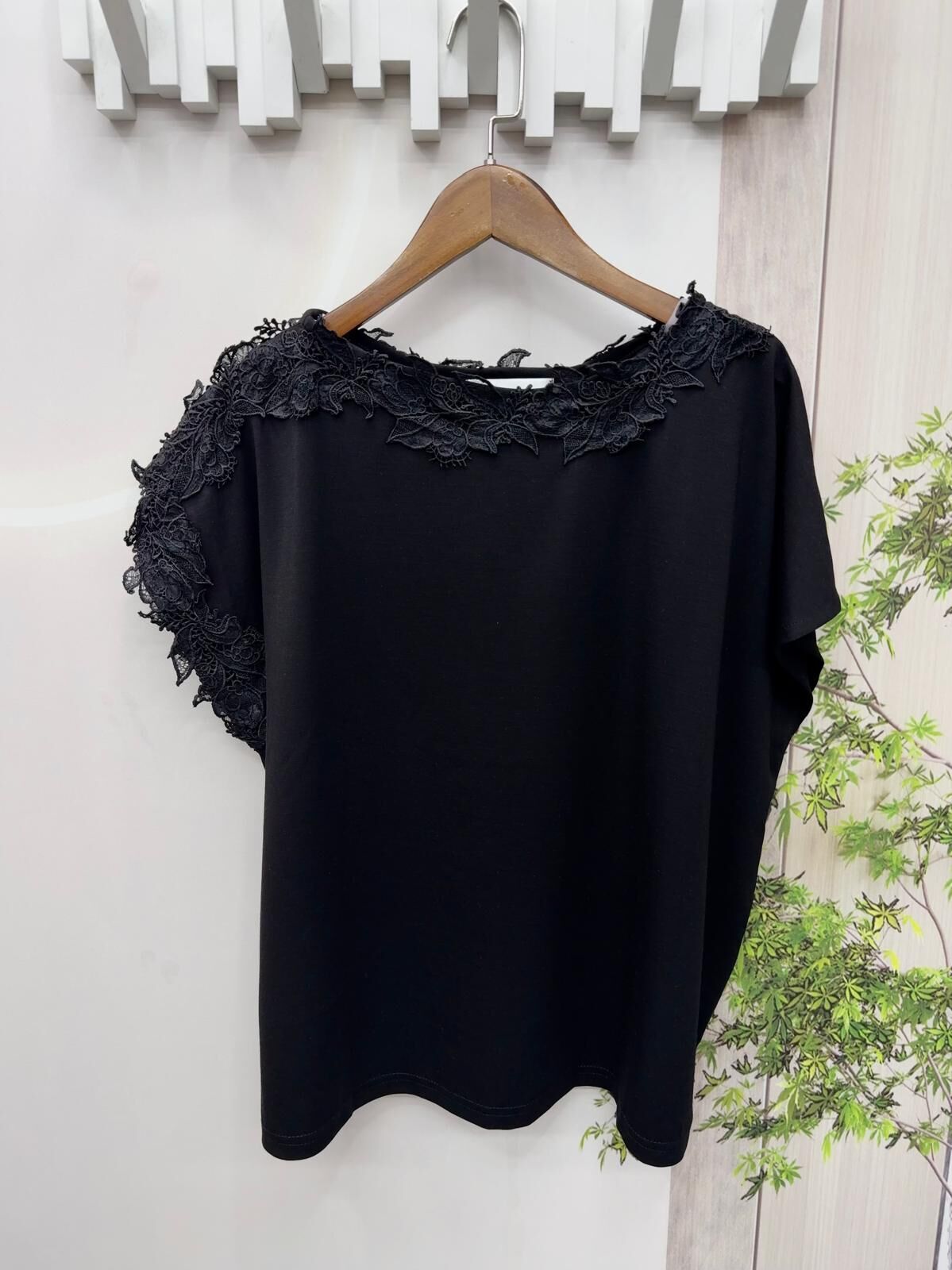 韓國拼通花lace top ~158AF