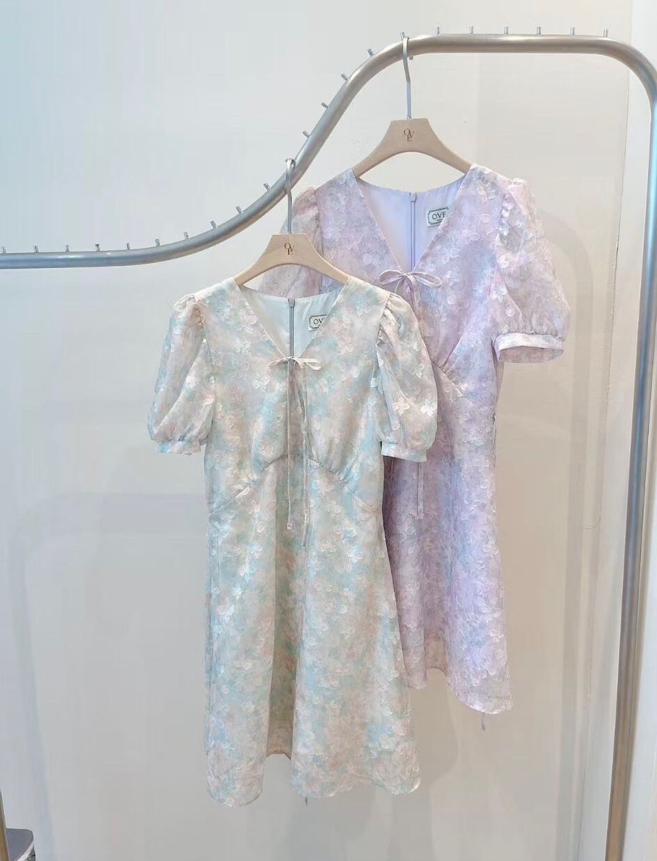 OV20 胸34腰28-31 長35 $599 (一口價)