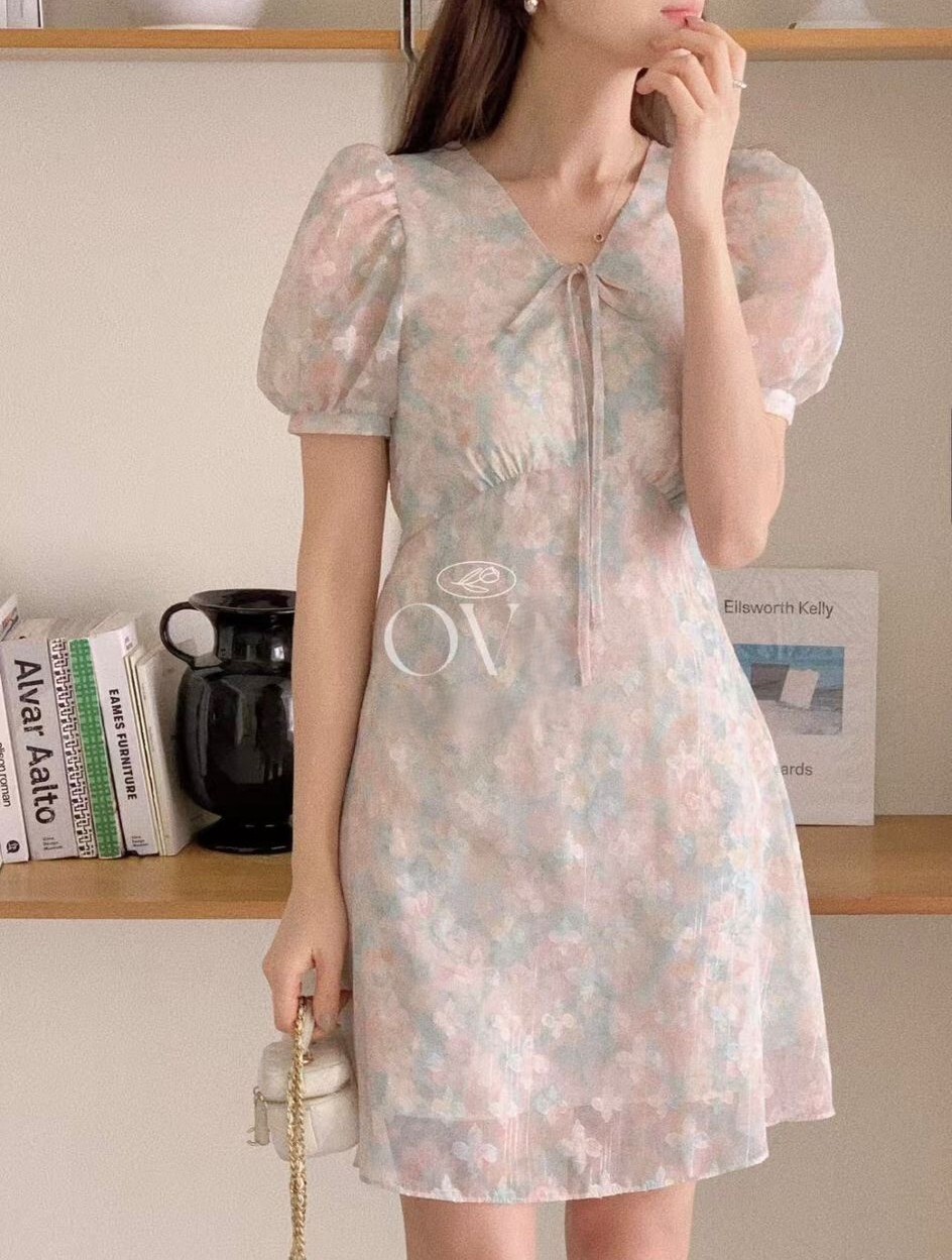 OV20 胸34腰28-31 長35 $599 (一口價)