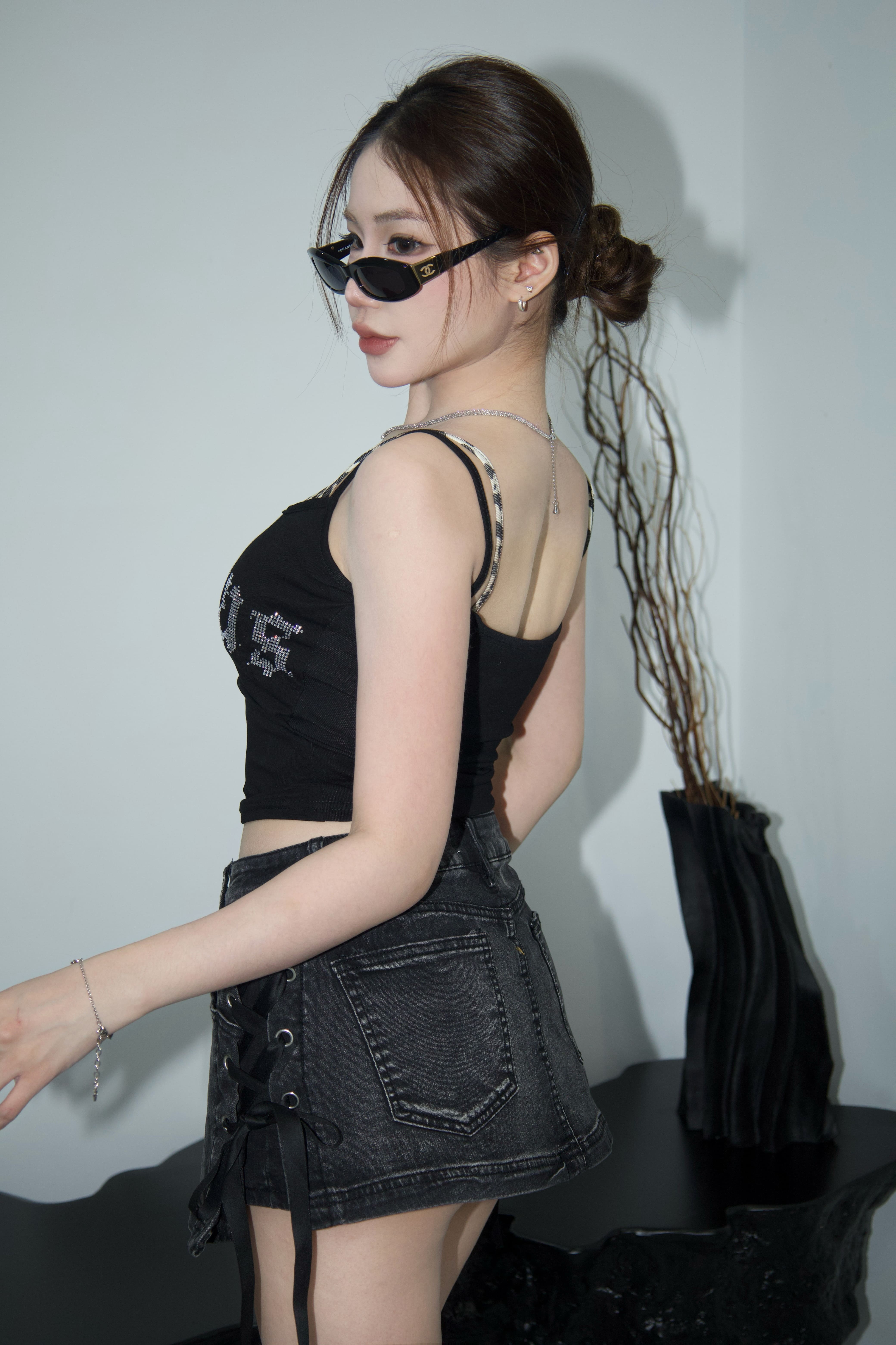 [ Ananas自訂款✨ ] 品牌LOGO燙鑽假兩件背心