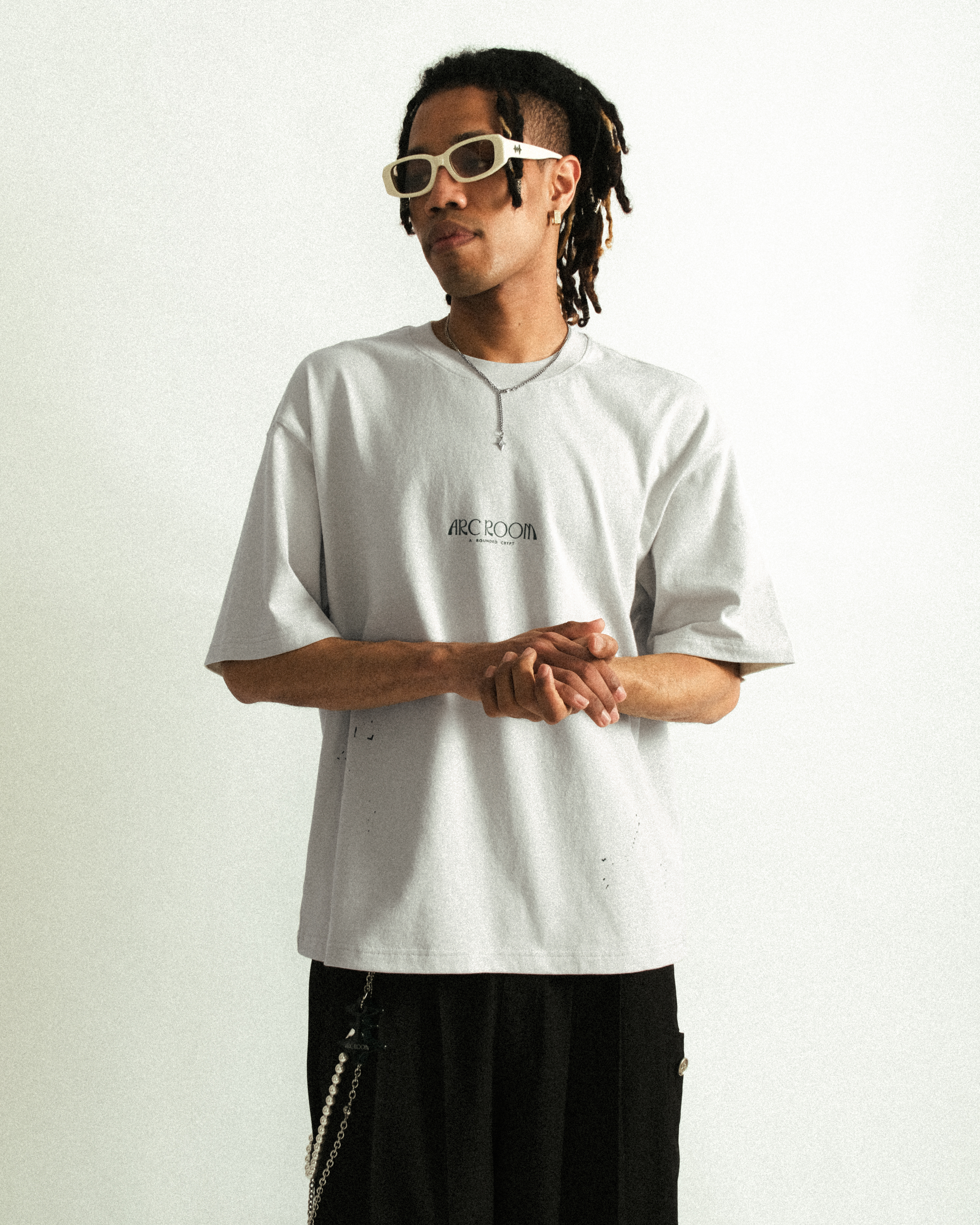 LOGO TEE - GREY