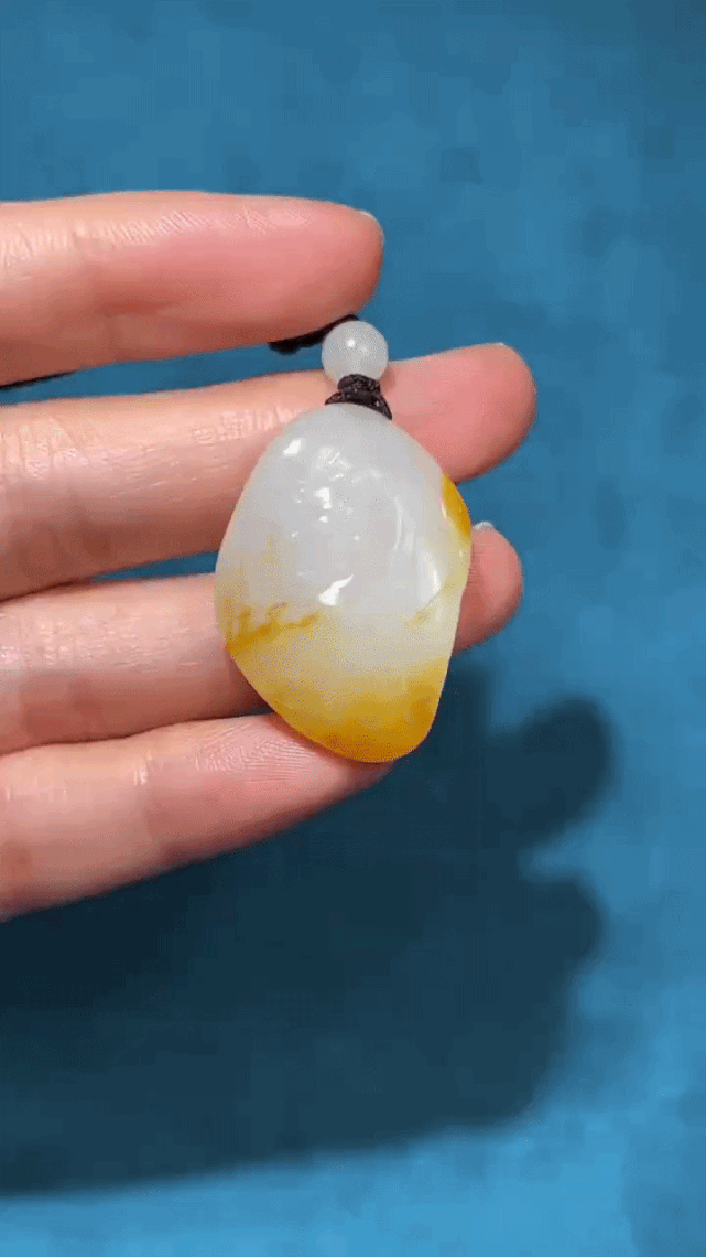 328238 和田玉籽料觀世音