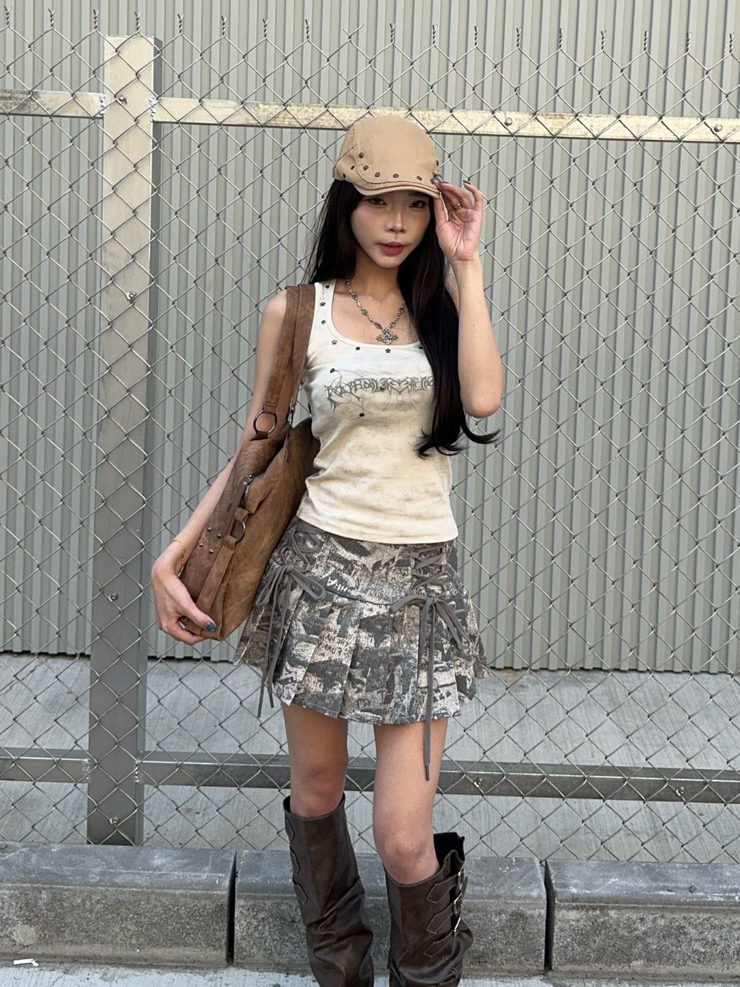 美式塗鴉綁帶百褶短裙