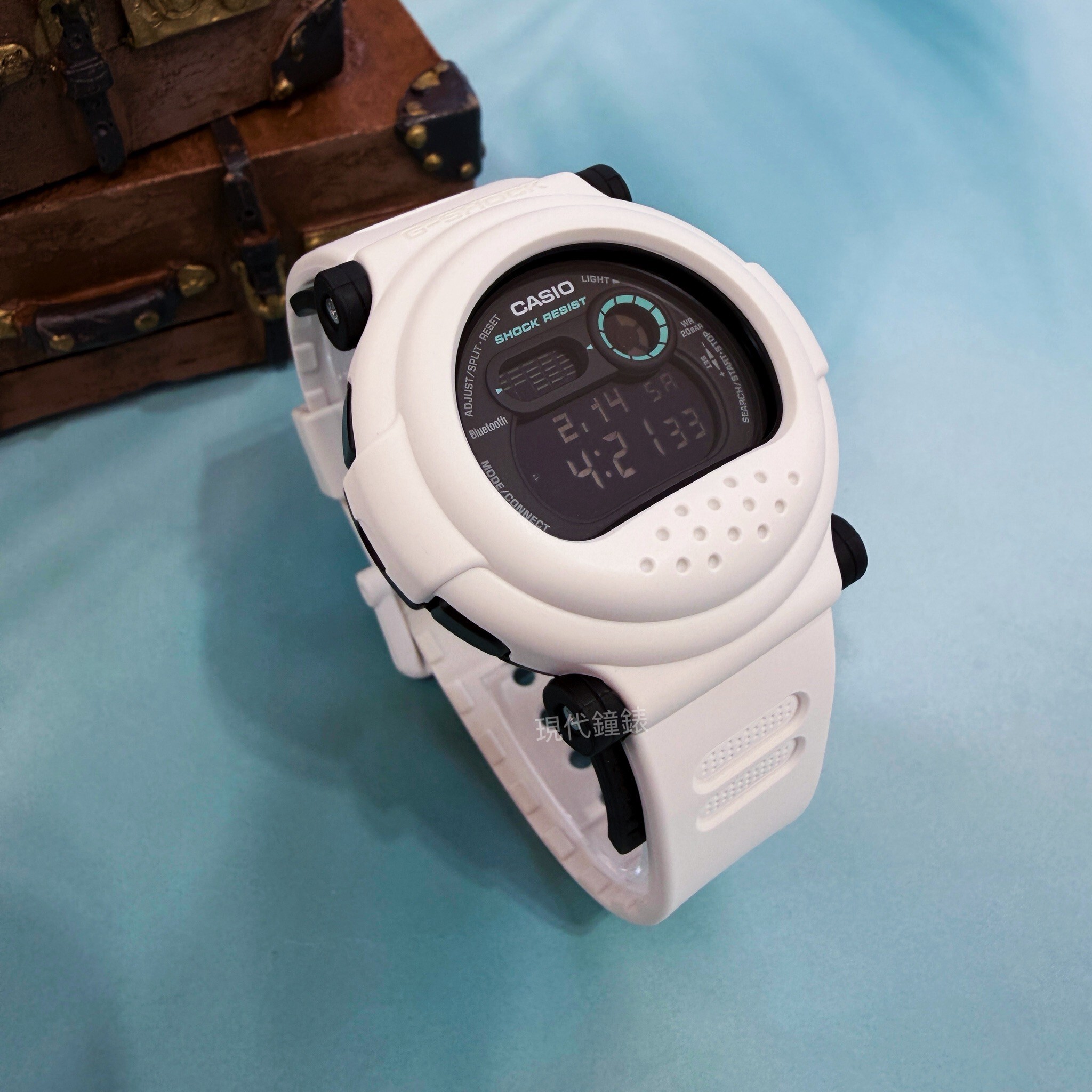 【G-SHOCK】G-B001SF-7D 47mm Modern Watch