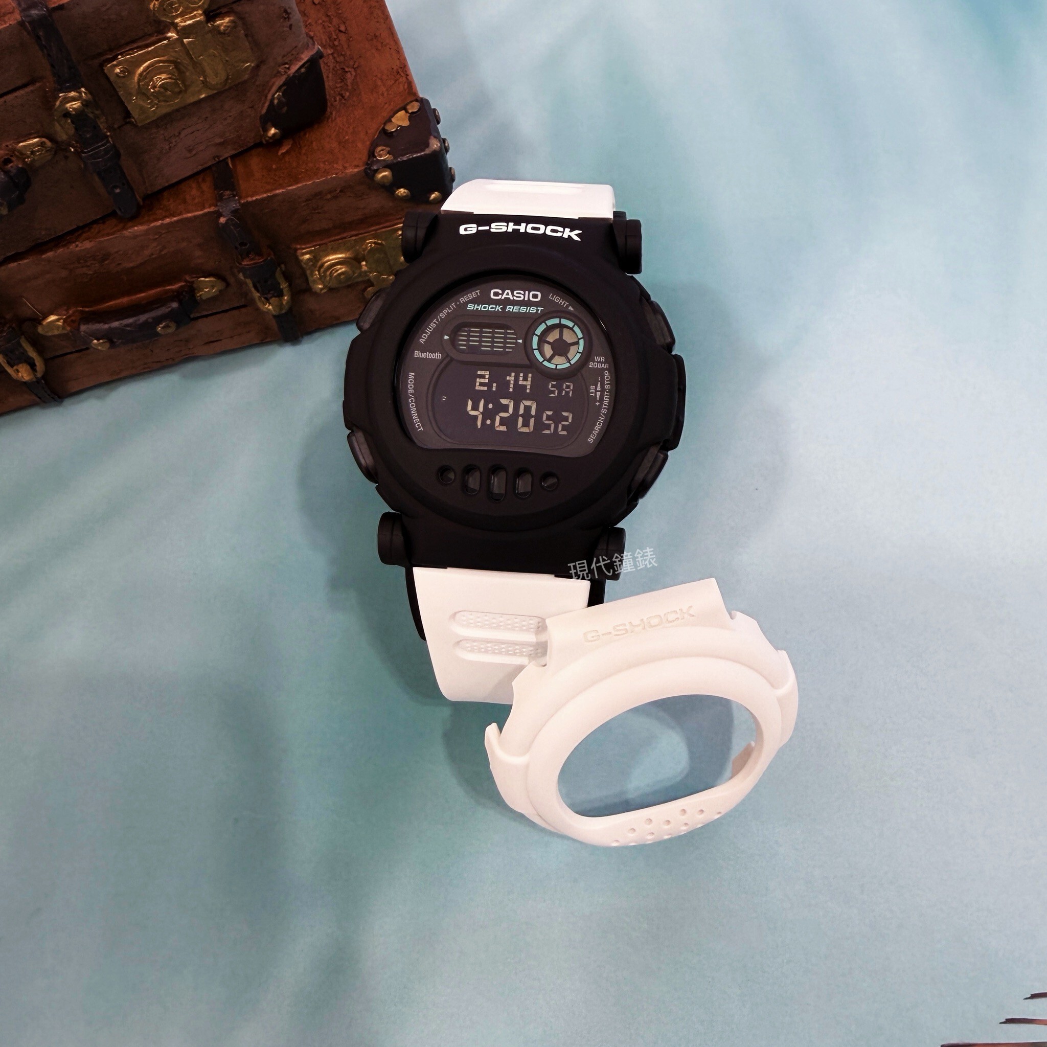 【G-SHOCK】G-B001SF-7D 47mm Modern Watch