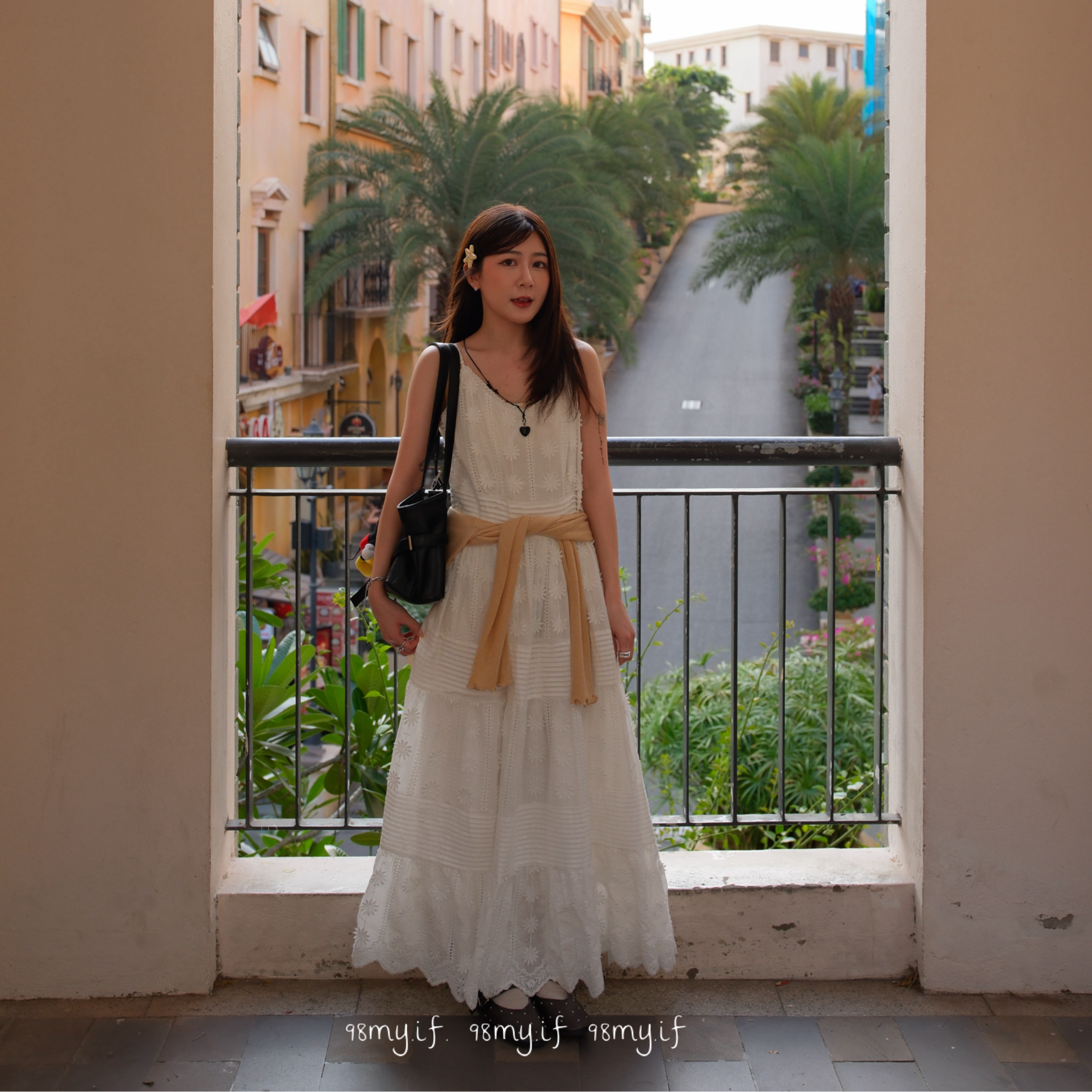 A15 🌼有一點點浪漫 超出片立體花朵洋裝