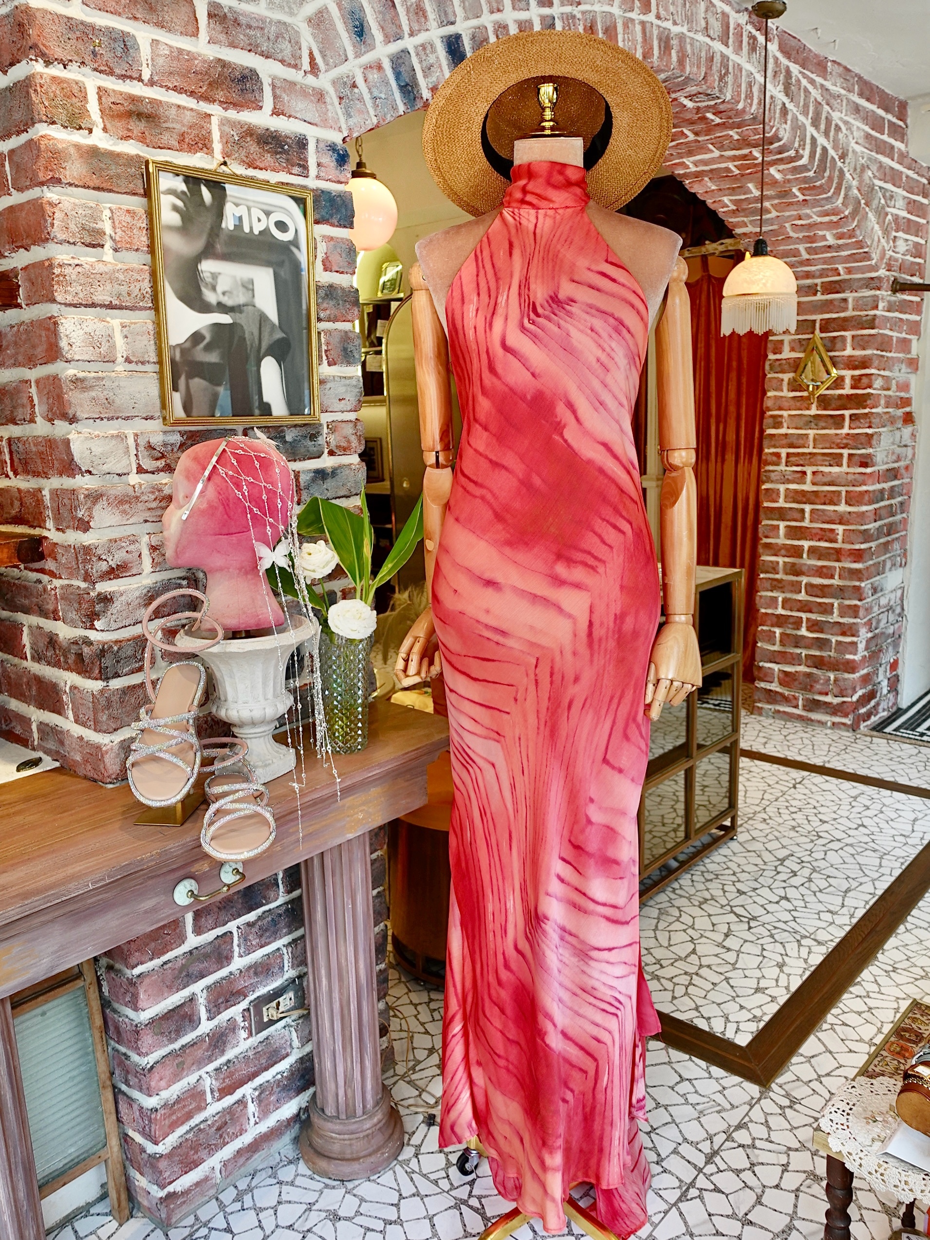 Coral珊瑚紅色渲染印花繞脖綁帶露背Dress