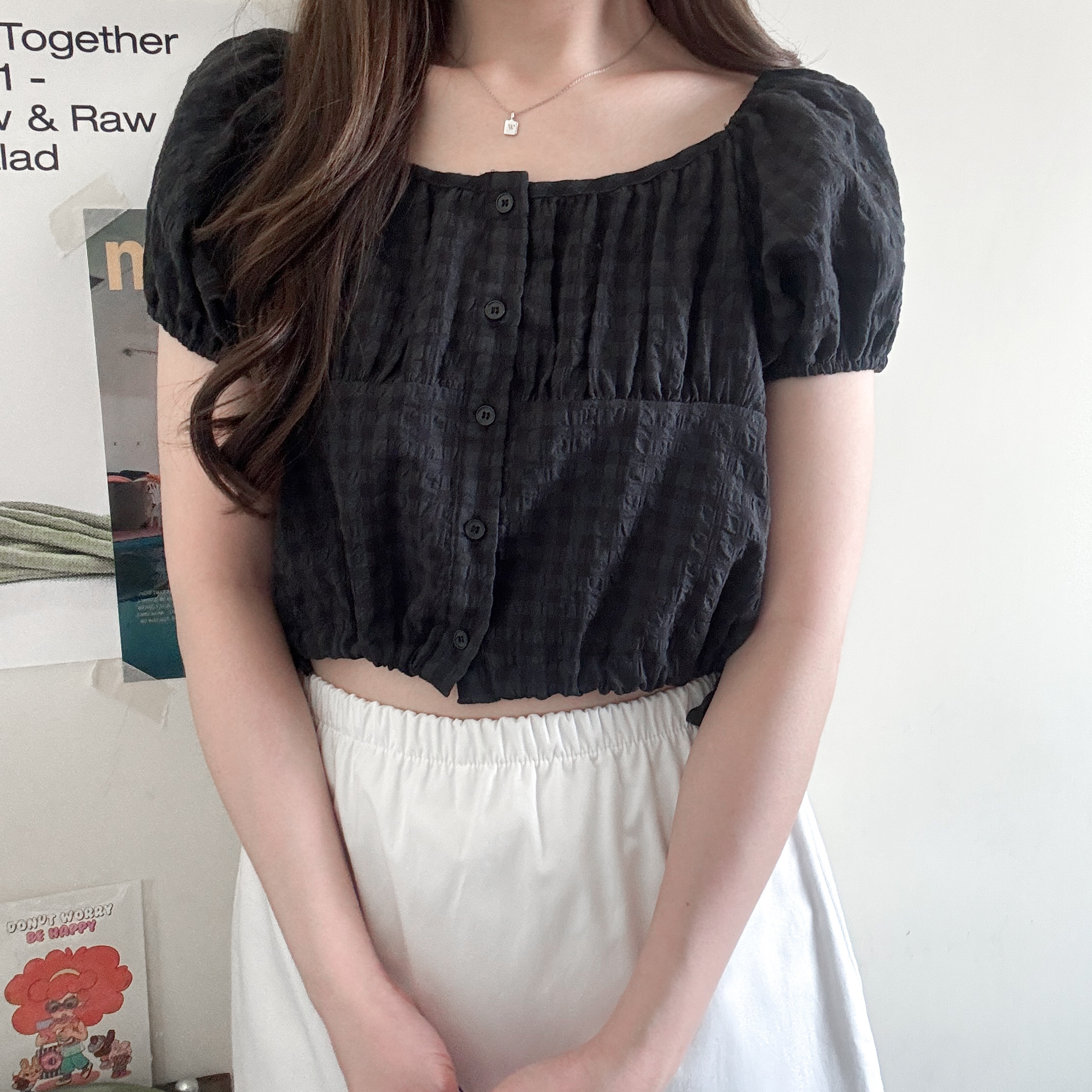 格仔短款泡泡上衣