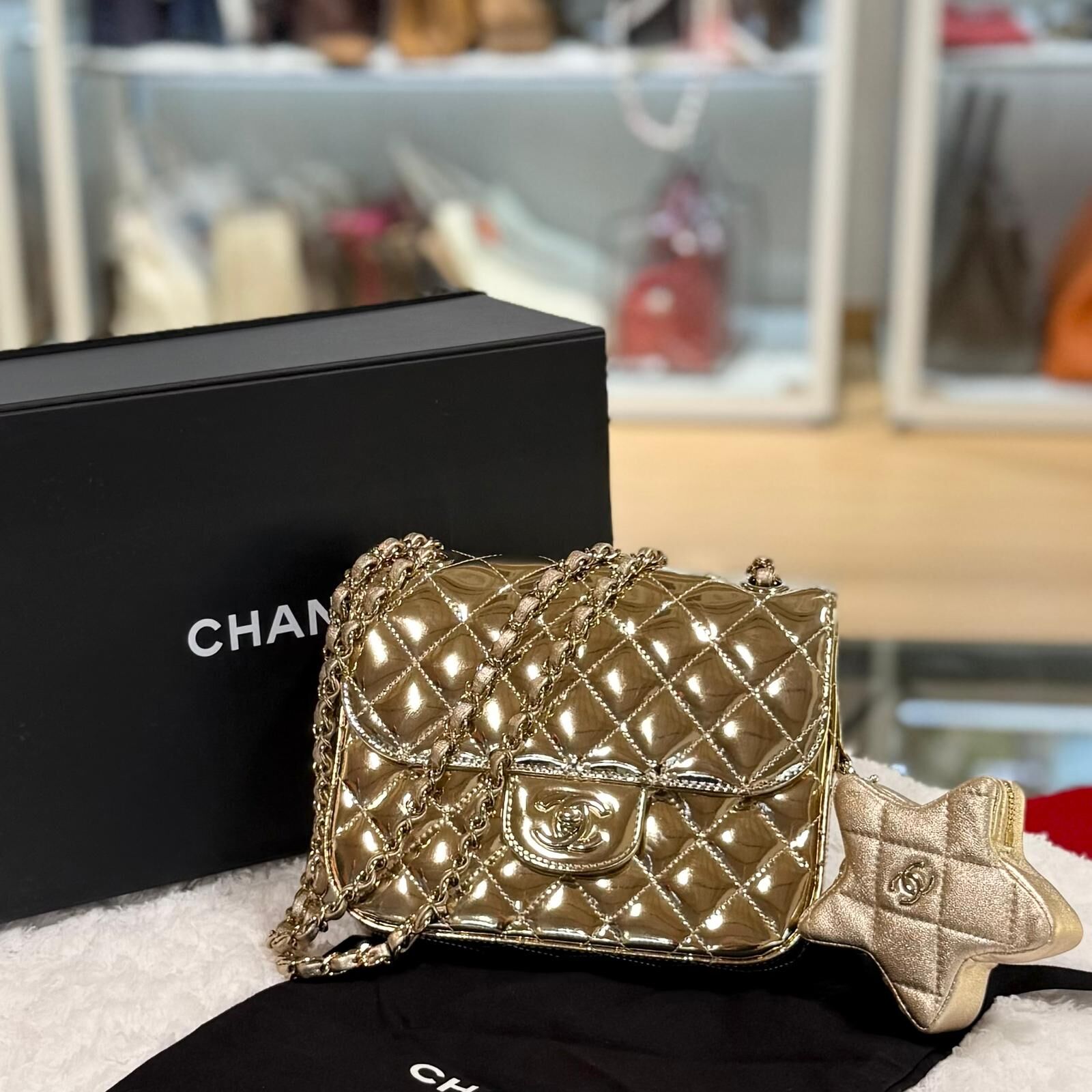99%NEW二手CHANEL Mini Classic Flap Bag 24C AS4647 金色漆皮星星袋 #香榭站正品