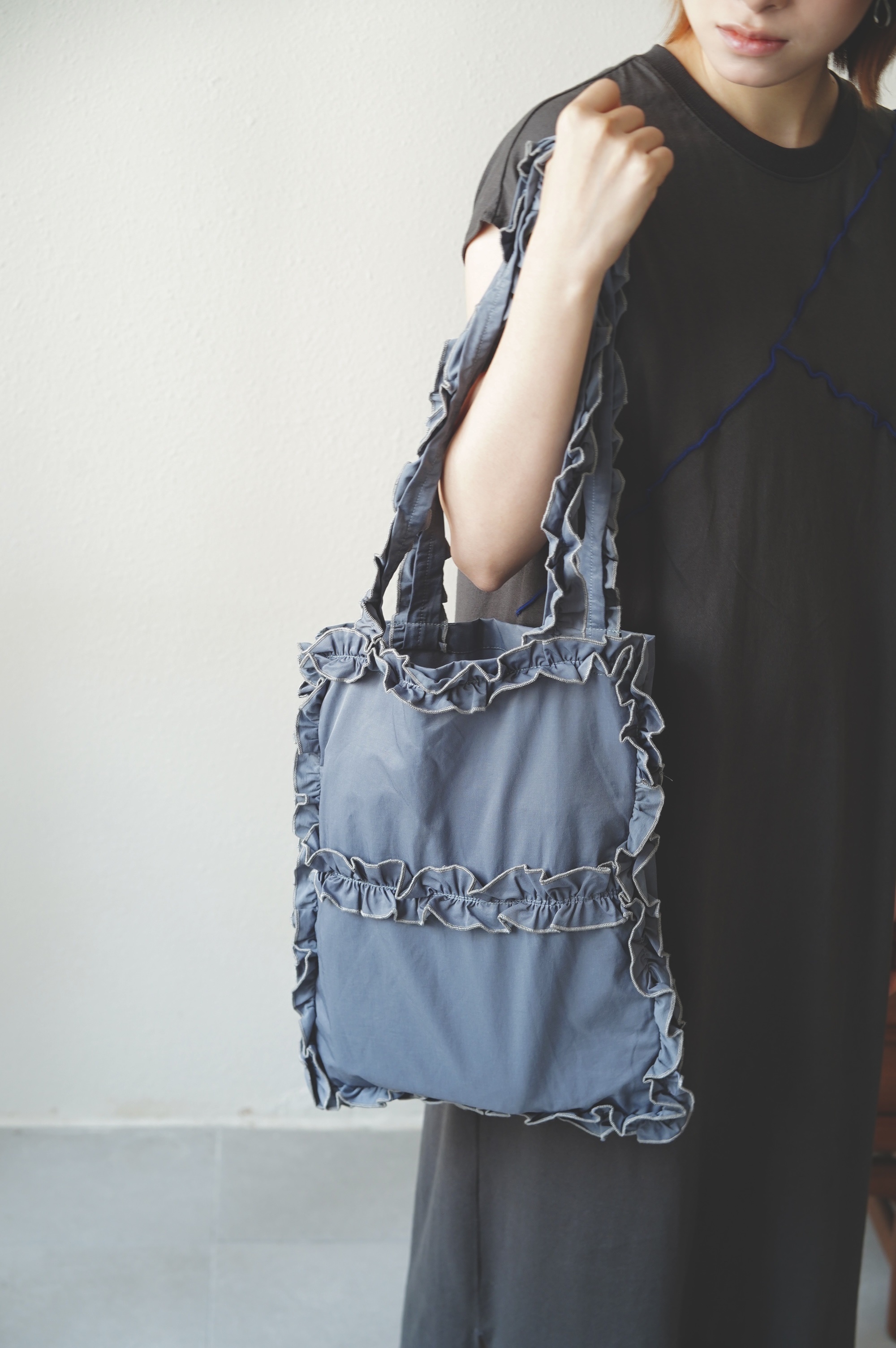 Ruffles tote bag - AB6046