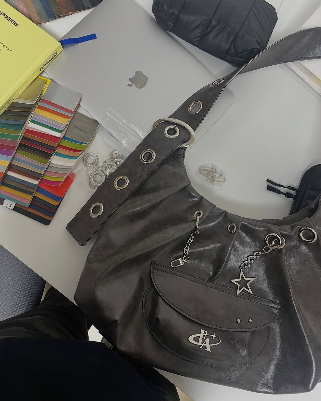 【預購】韓國 FOR APPEAL 潮牌 Y2K口袋大流浪包 3色