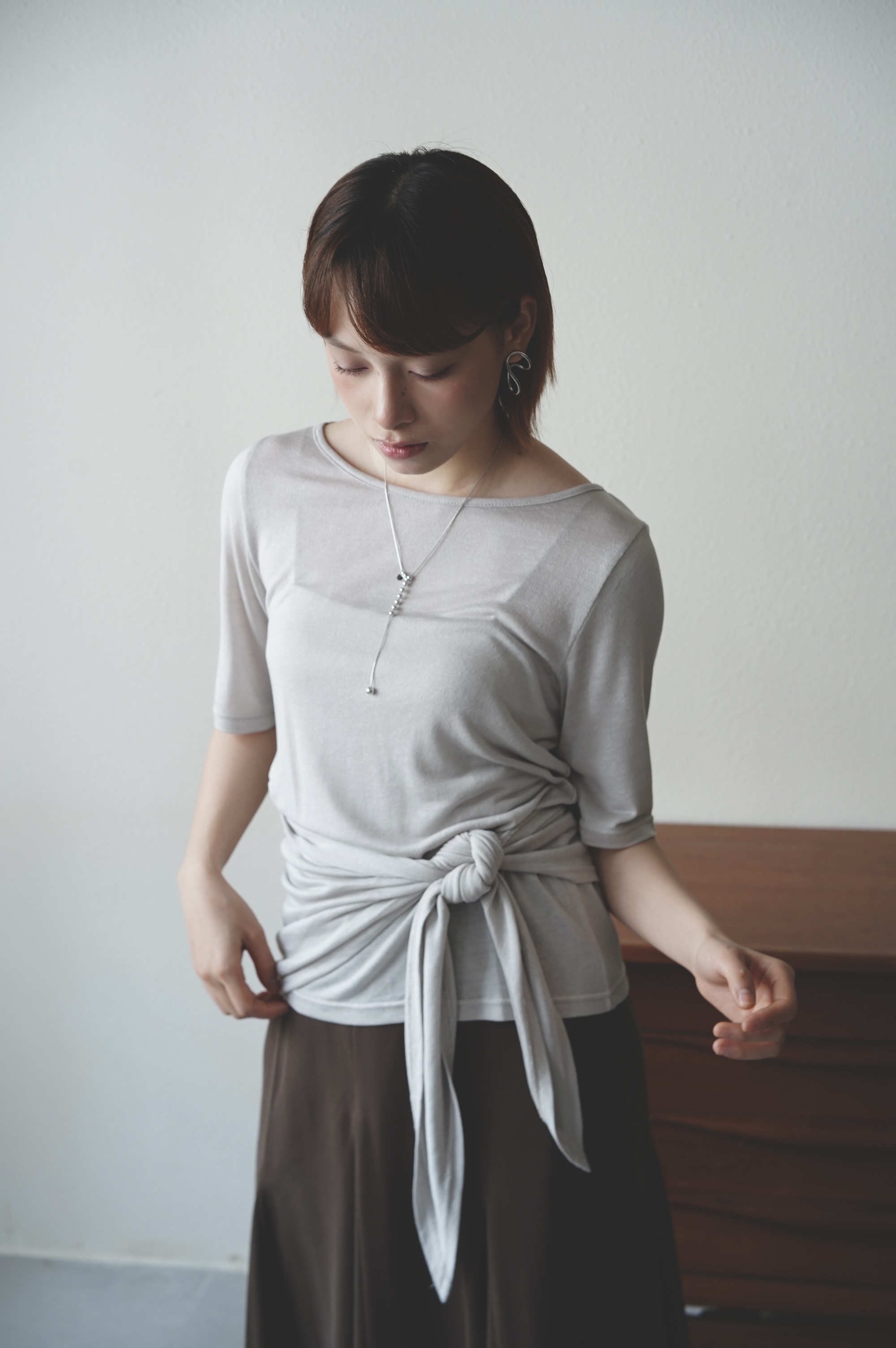 55%天絲3%麻～多種著法三角巾率性上衣-BL62987