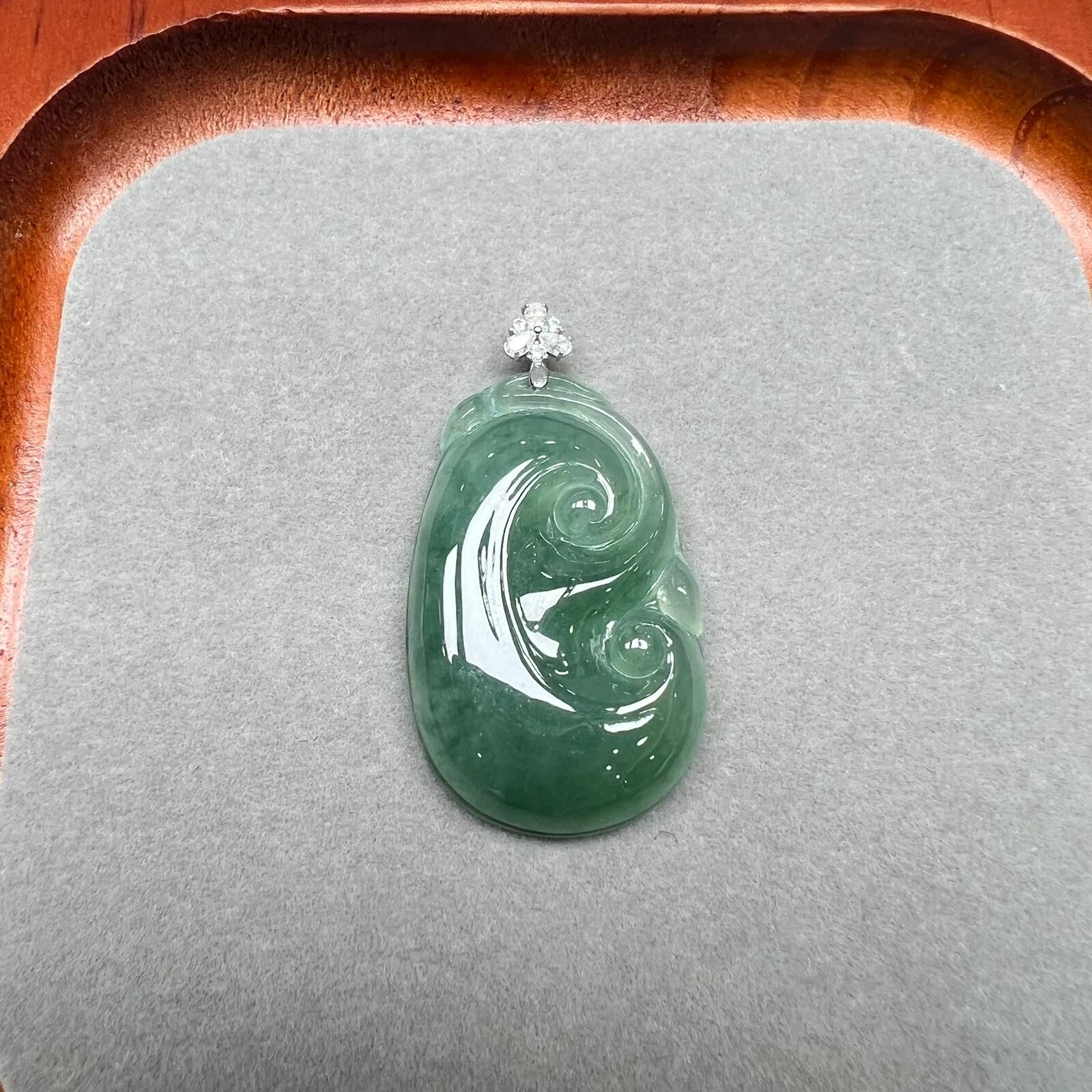 SD85 芙蓉綠如意罕有冰件 **連證書