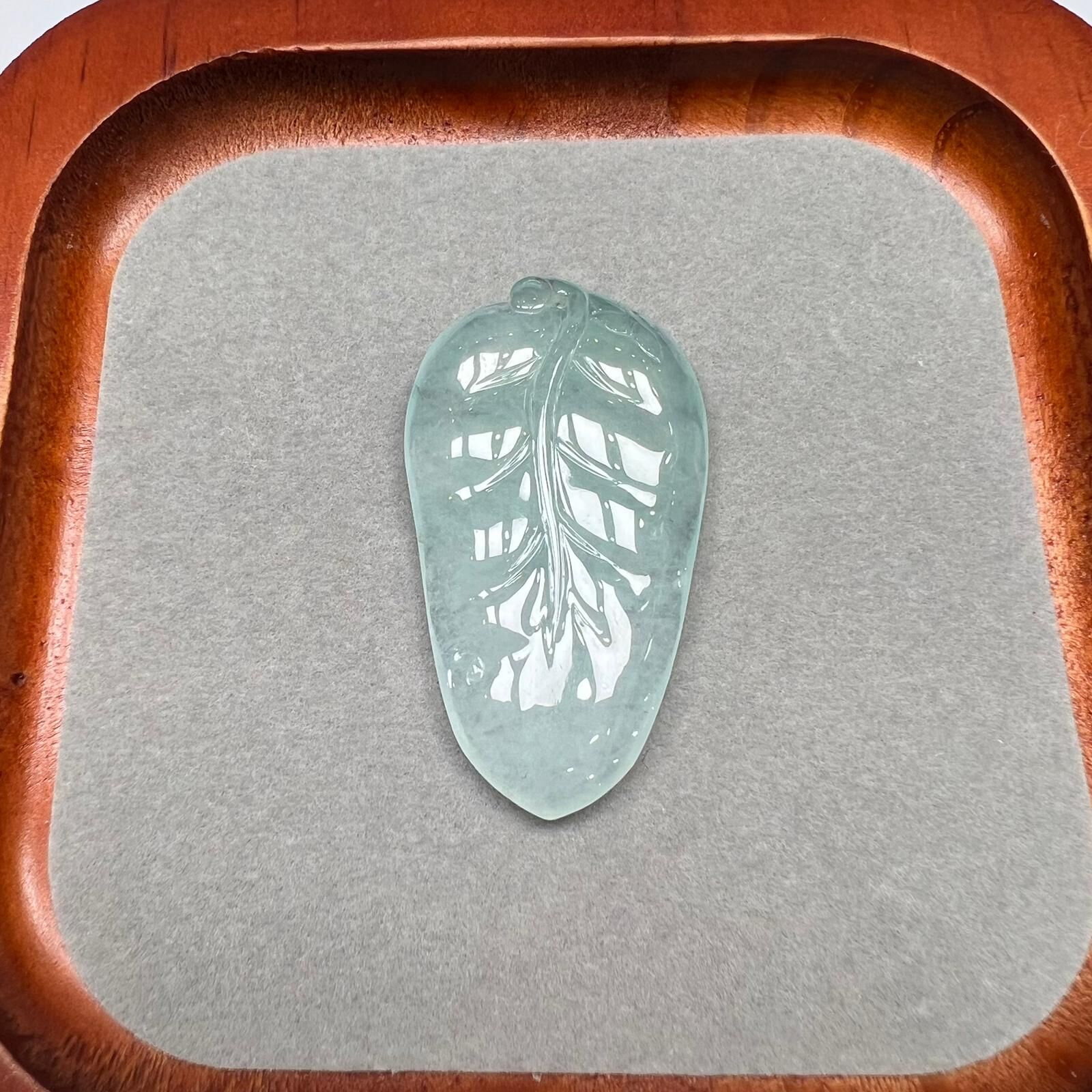 SD89 正冰葉子罕有冰件 連18K金扣頭 **連證書