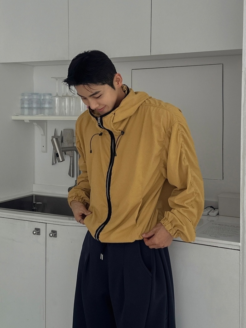 梅登褶皺連帽夾克