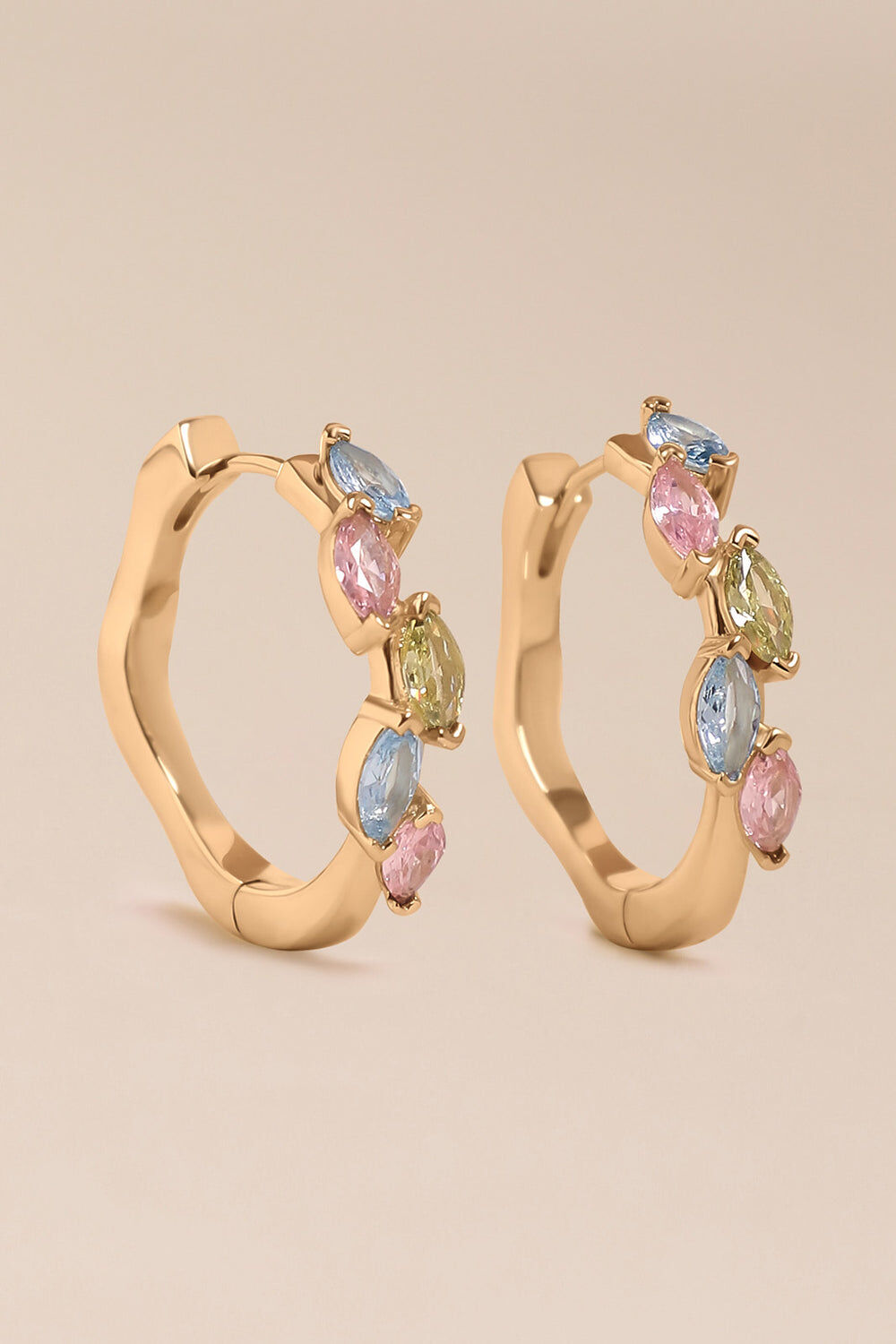 1WK0414-078 WAEKURA Earrings Estea #WAEBOU13014000P (EU)