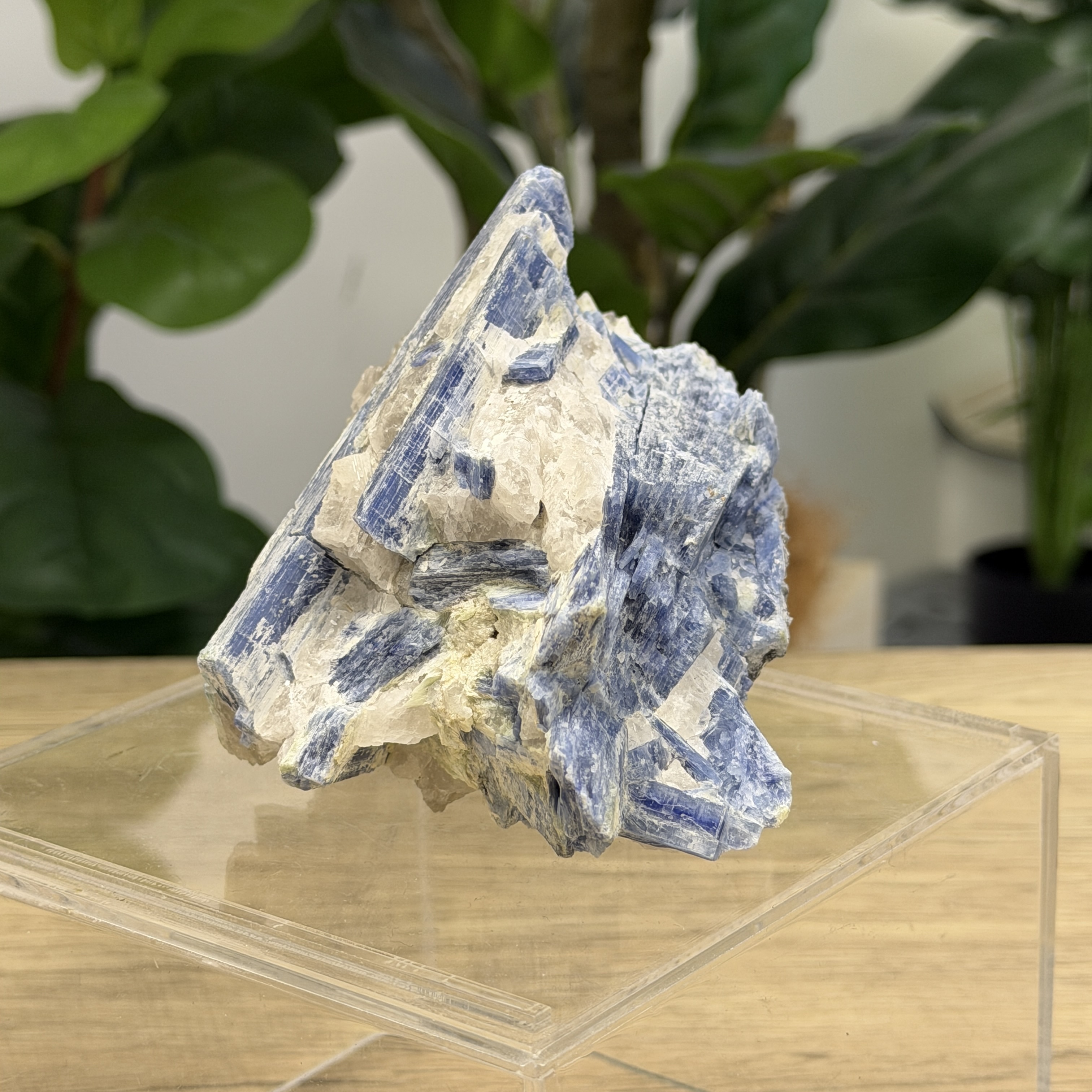 藍晶石原礦 KN1582