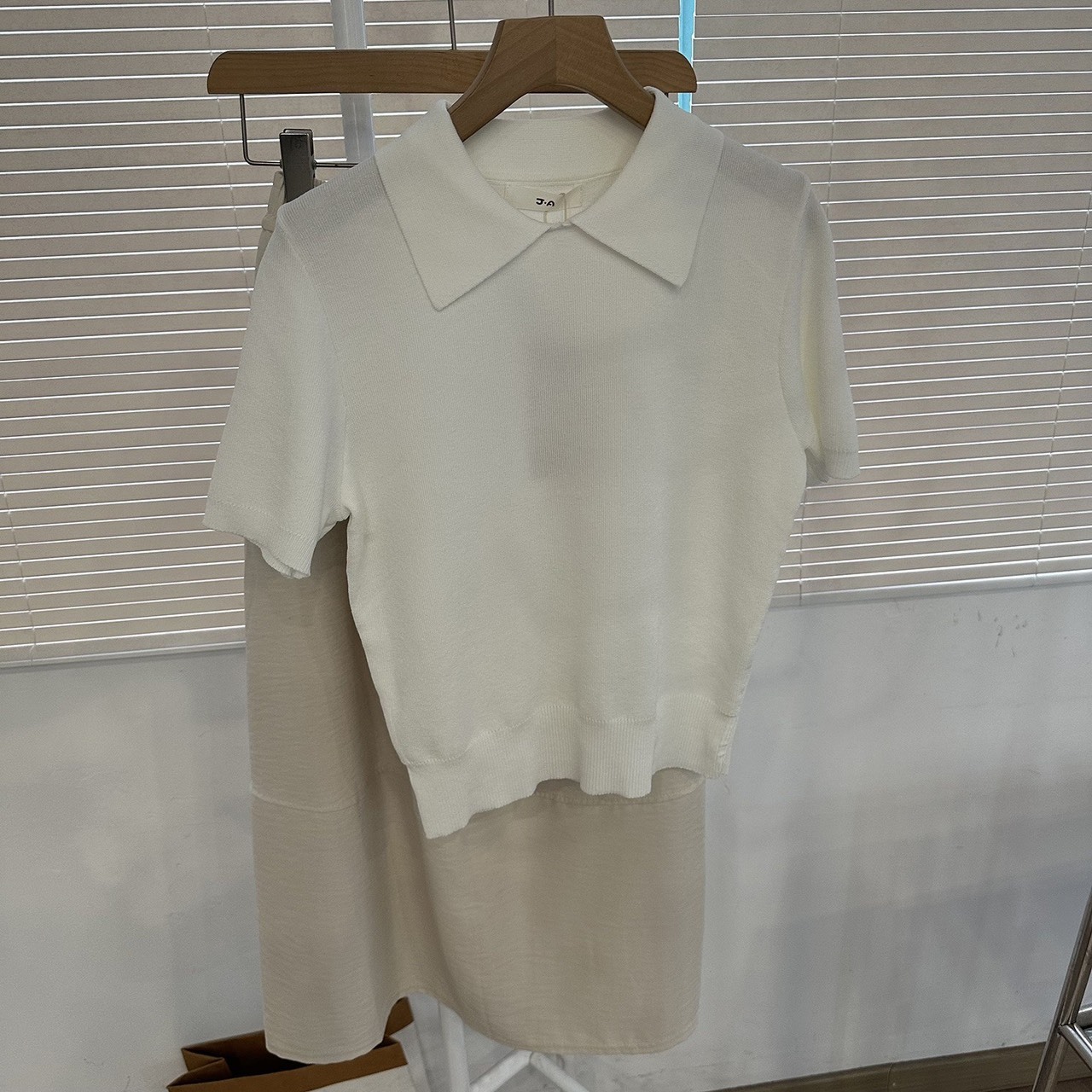 No.1689 細針織純色翻領polo衫