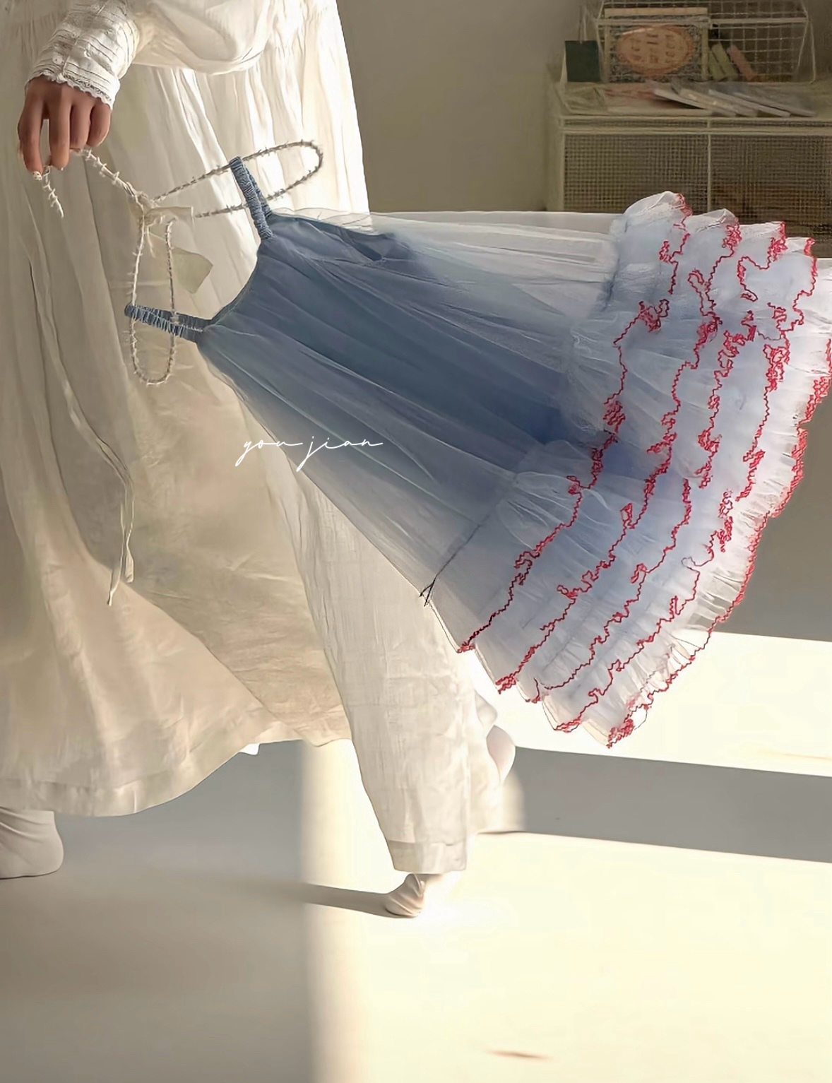 26夏 雲朵滾邊紗裙（兩色）