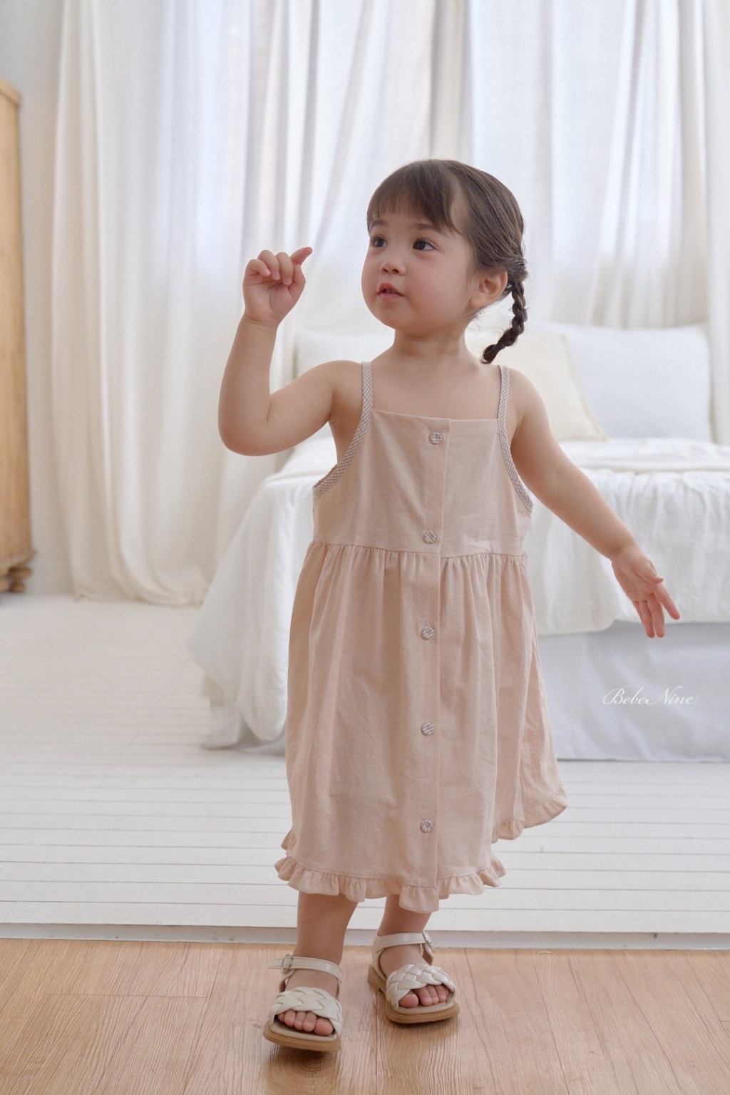 正韓夏bebenine 三色吊帶鈕扣花邊洋裝