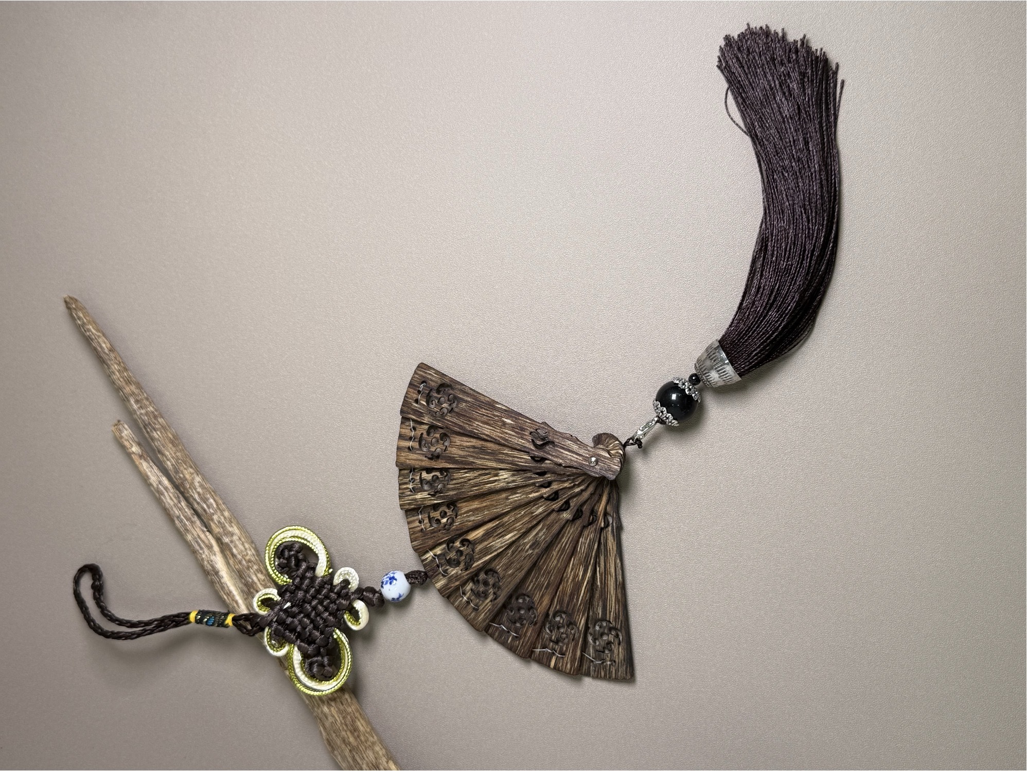 0416gz17-GZday3-沉香4月-越南沉香扇(A17)