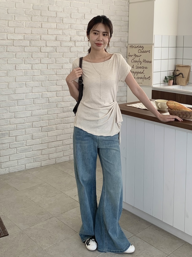 側腰造型唯美上衣