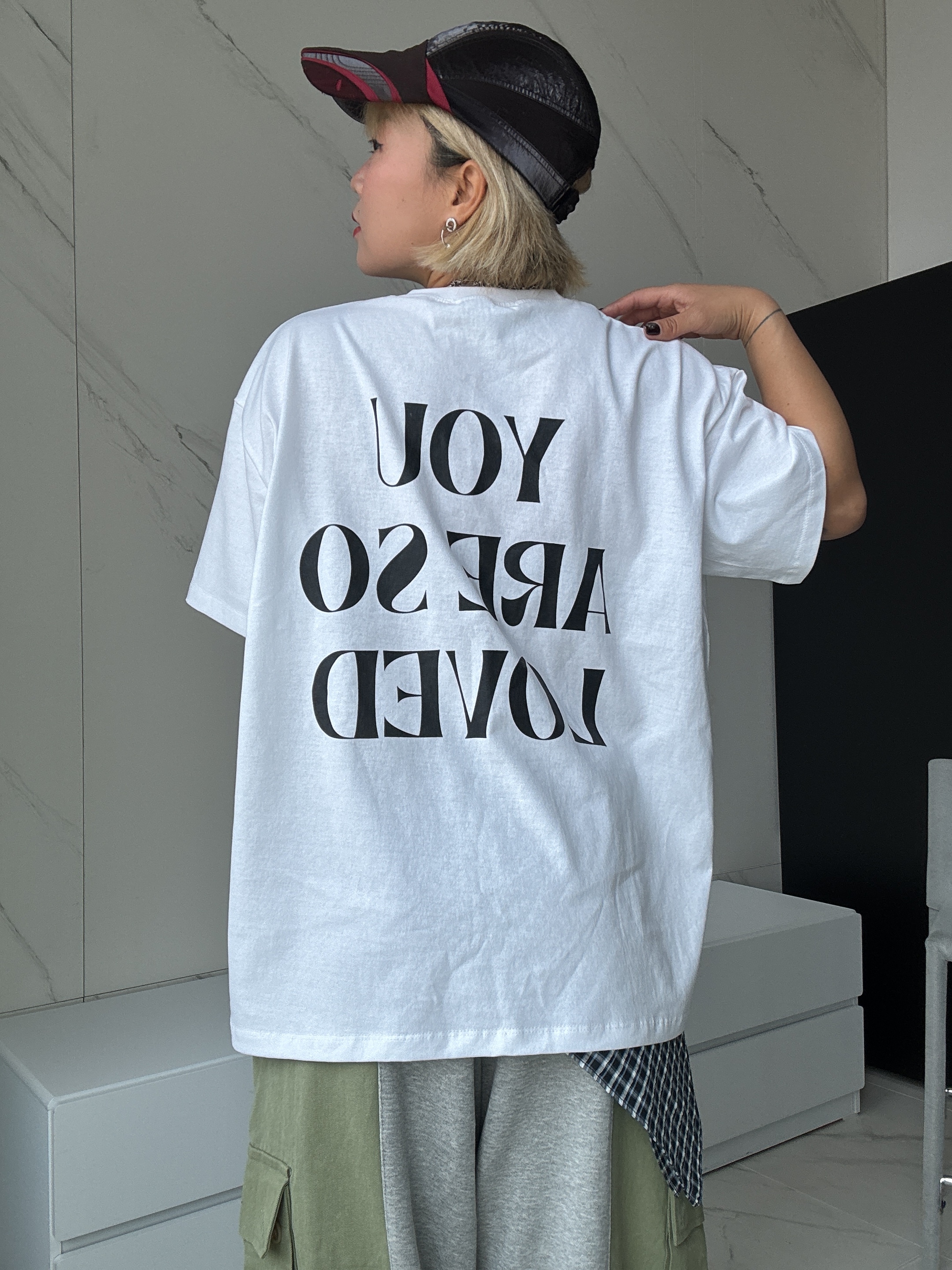 You are so loved Tee(黑-白)