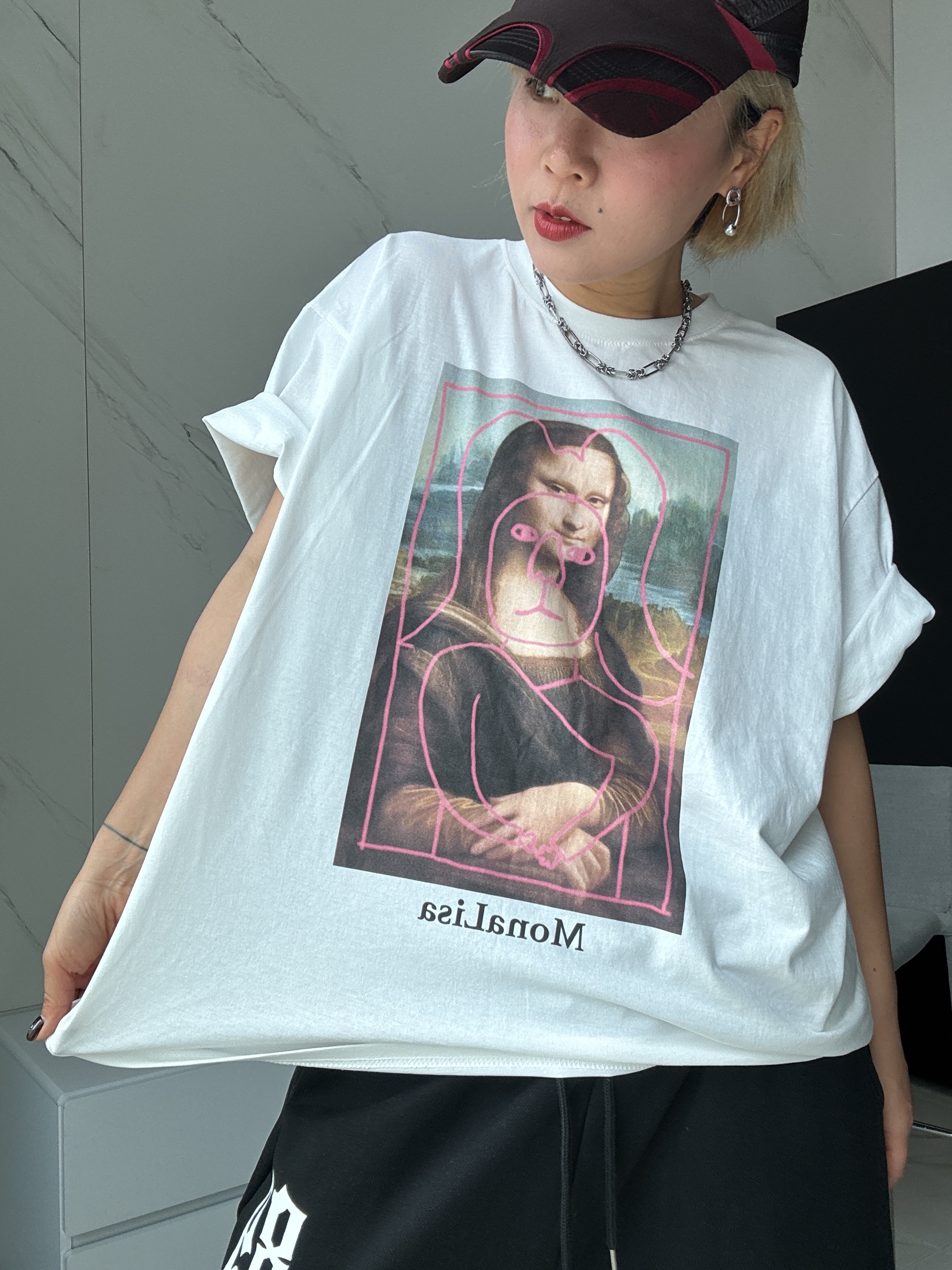 塗鴉蒙羅麗莎Tee(白-粉紅)