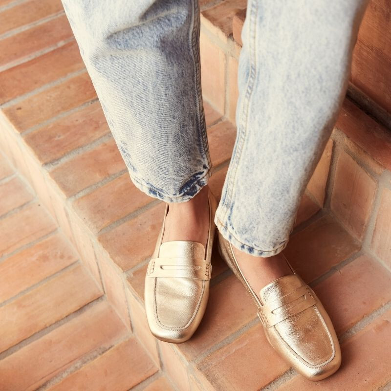 1RQ0416-081 [REQINS] MocassinsMétallisés Hema CC PLATINE #TT-07584 (EU)